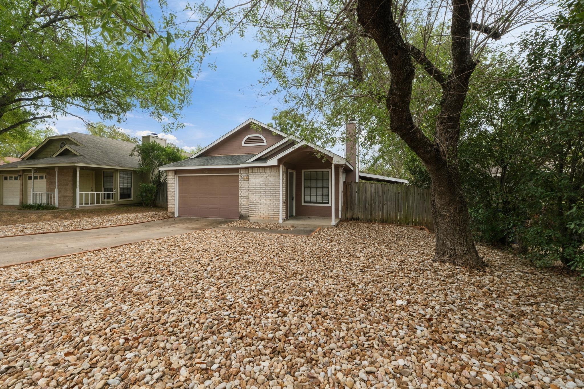 12323  Emery Oaks Rd, photo 2