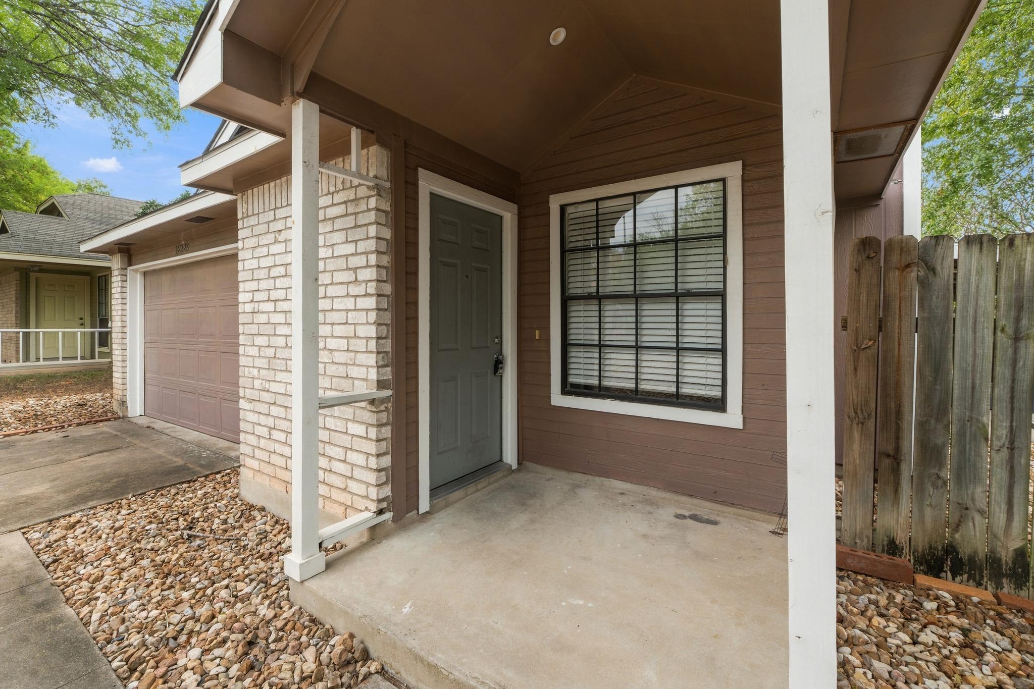 12323  Emery Oaks Rd, photo 3