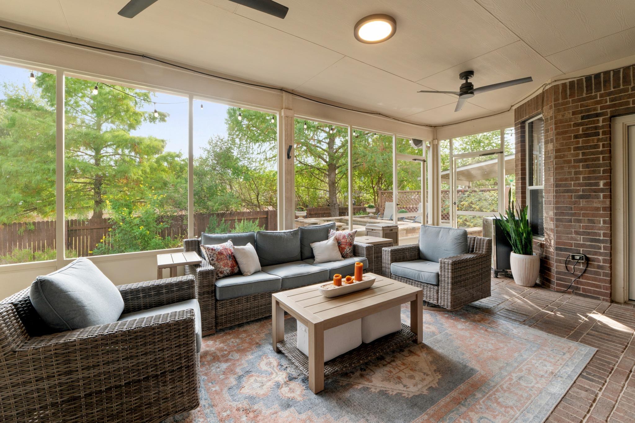 808  Canyon Springs Dr, photo 4