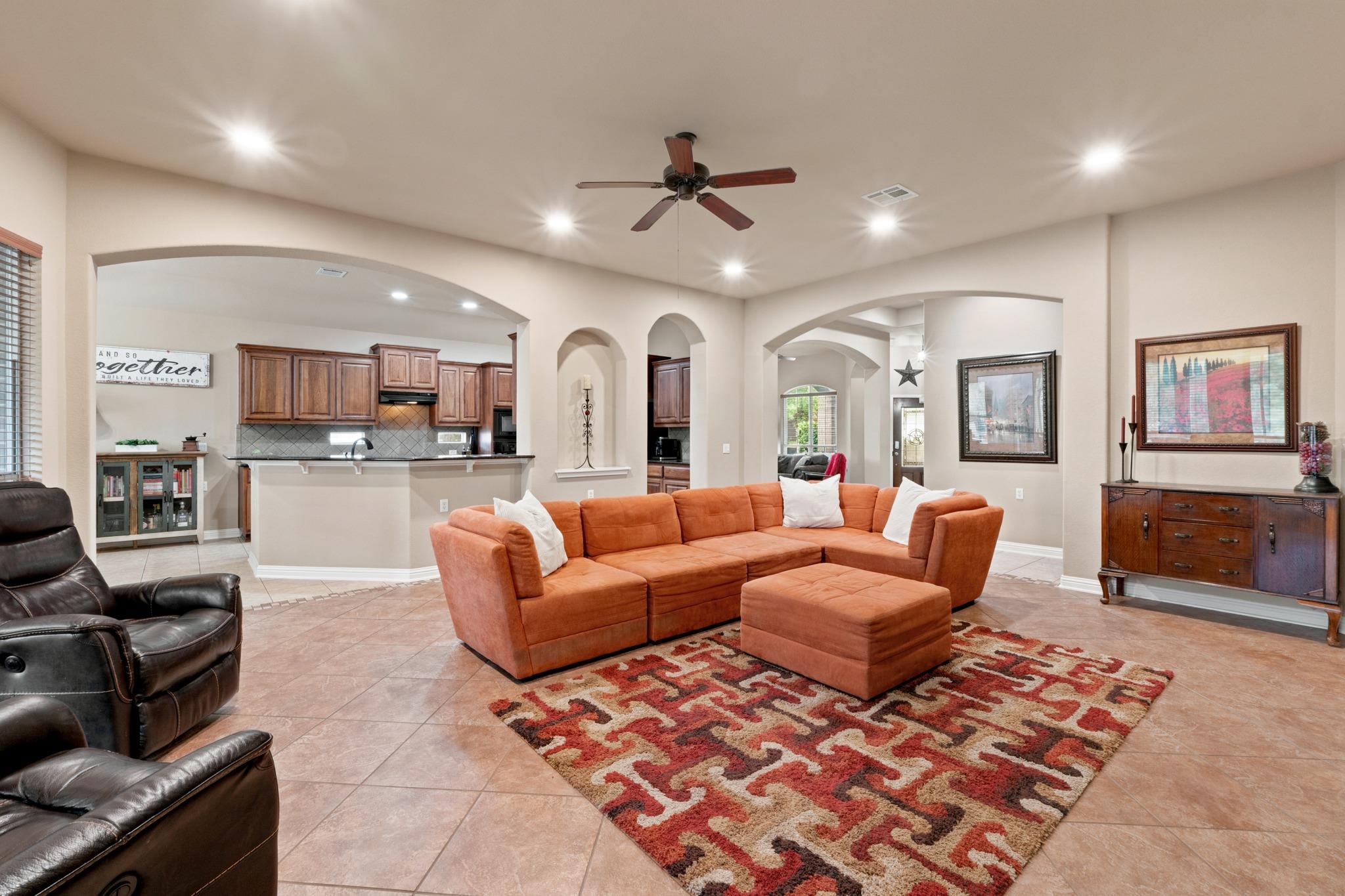 808  Canyon Springs Dr, photo 6