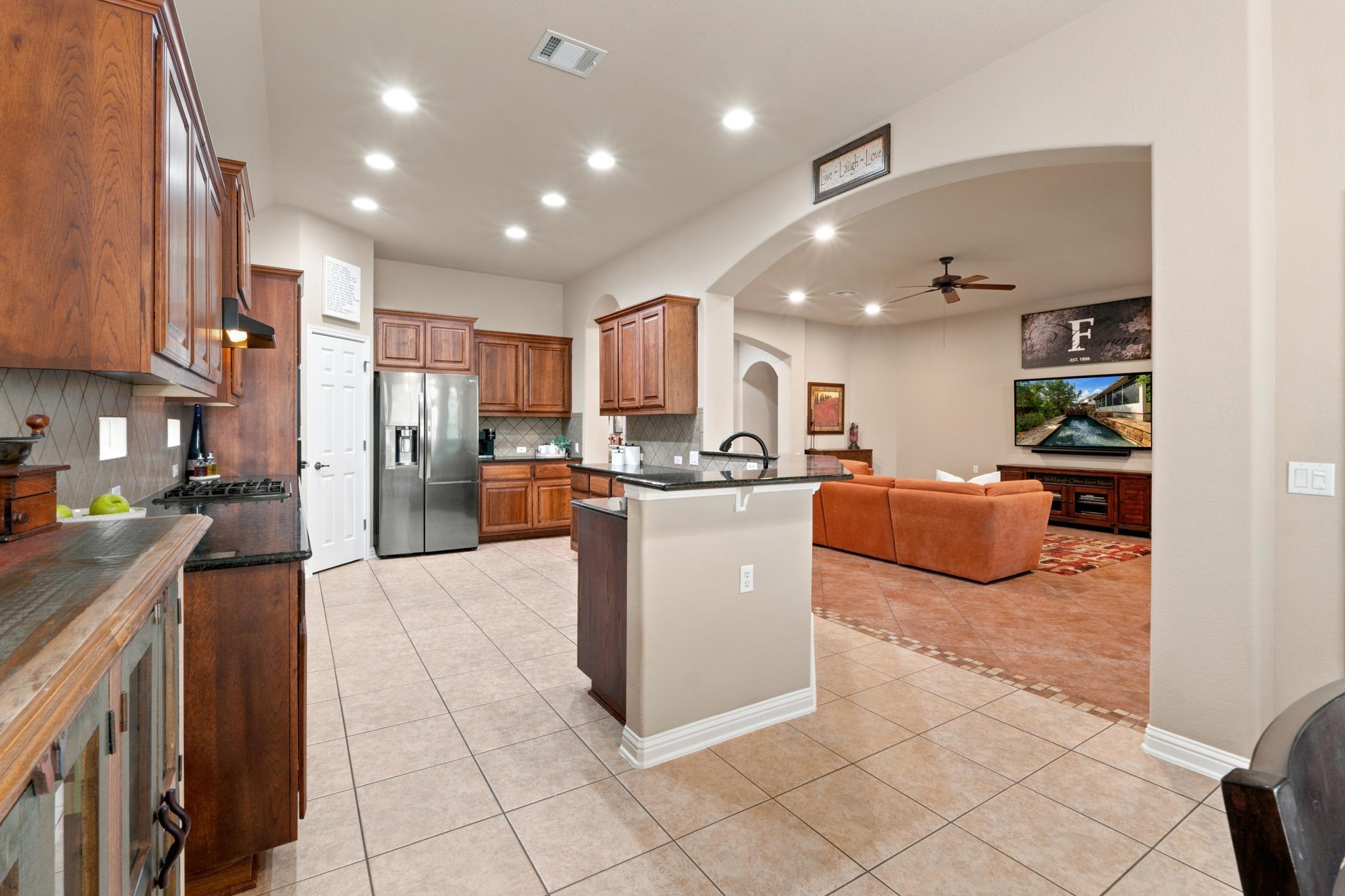 808  Canyon Springs Dr, photo 7