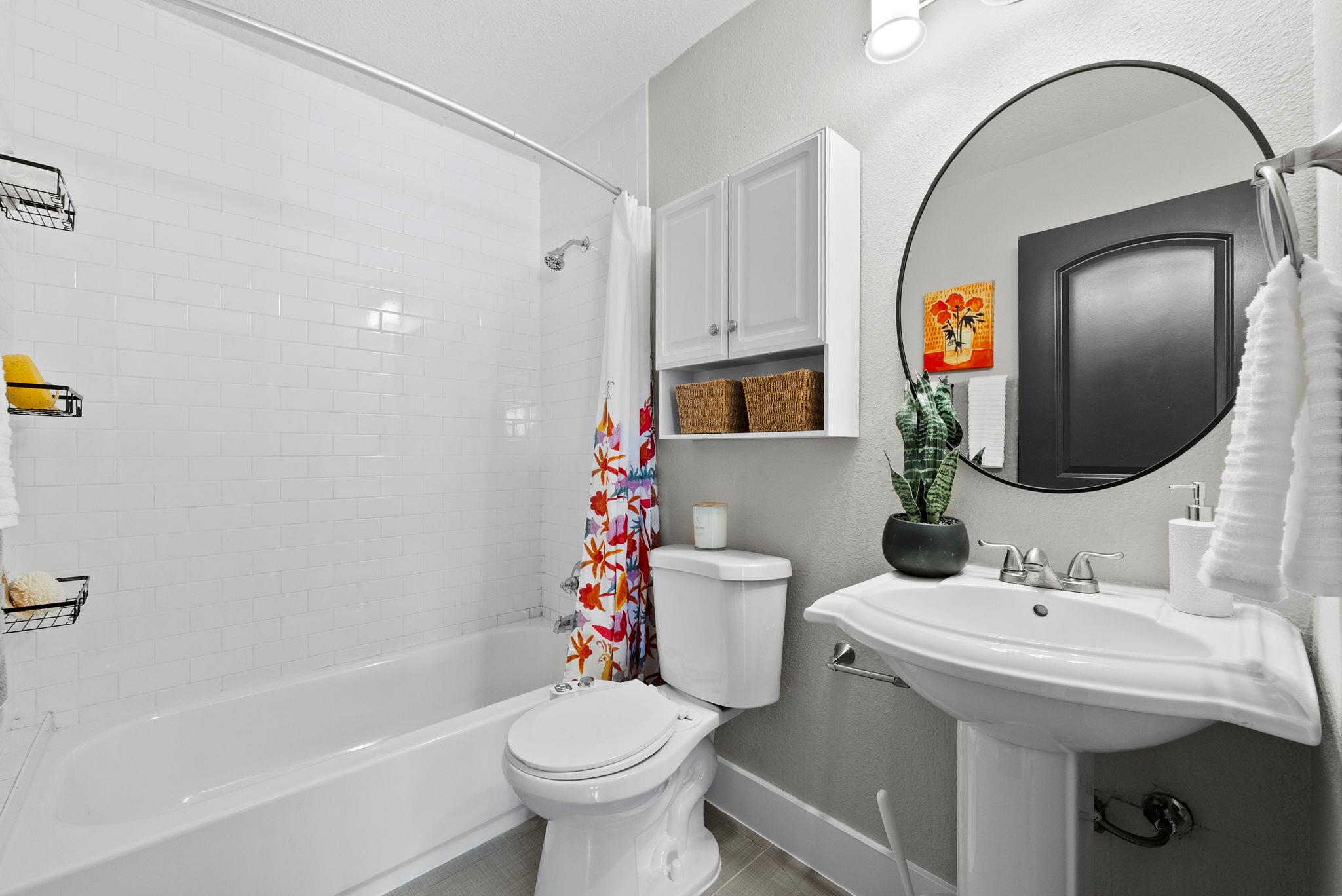3001  Maplelawn Cir, photo 6
