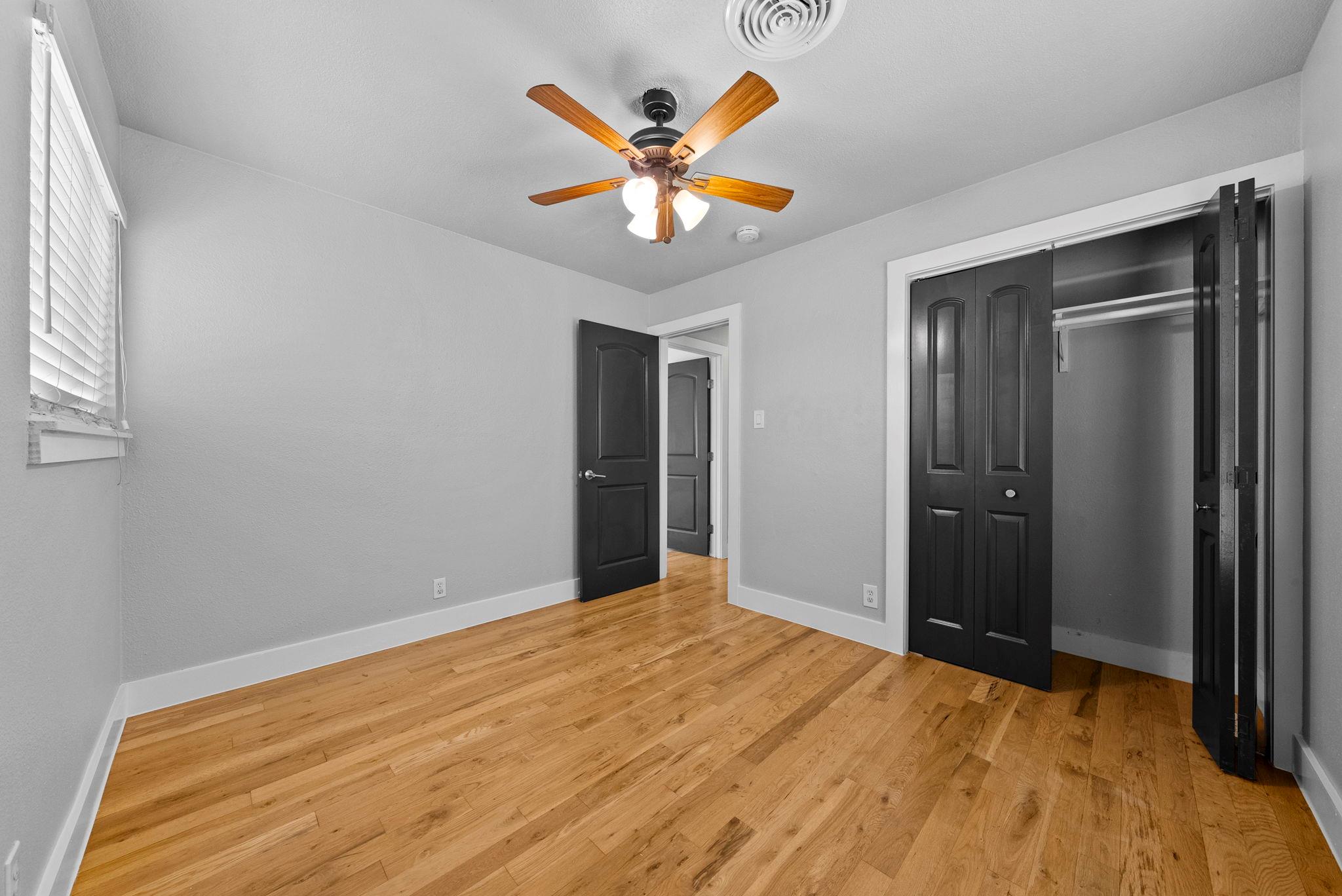3001  Maplelawn Cir, photo 8