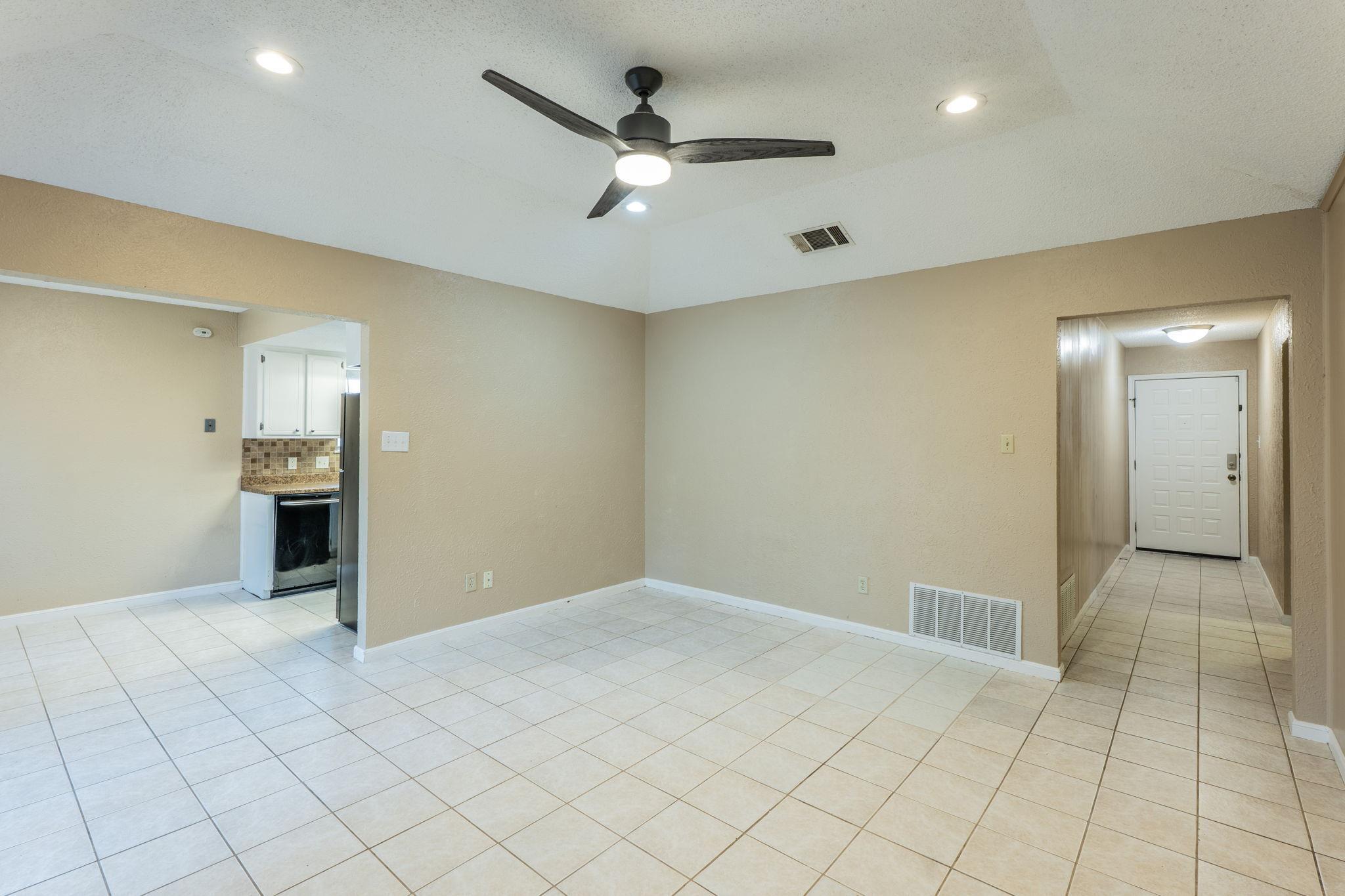 5628  Wagon Train Rd, photo 6