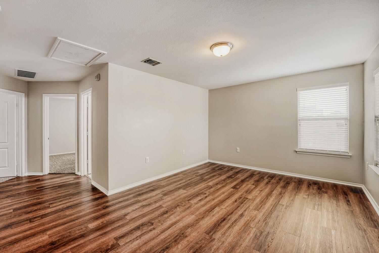 11209  Drumellan St, photo 12