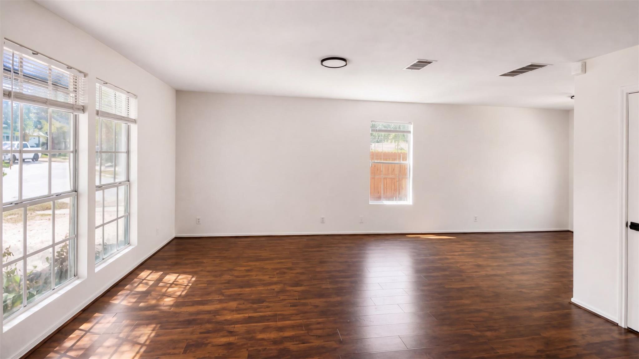 13800  Spring Heath Rd, photo 3