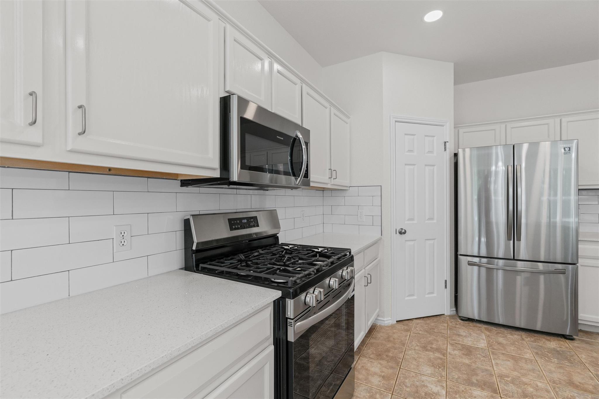 1501  Bedouin Ct, photo 12