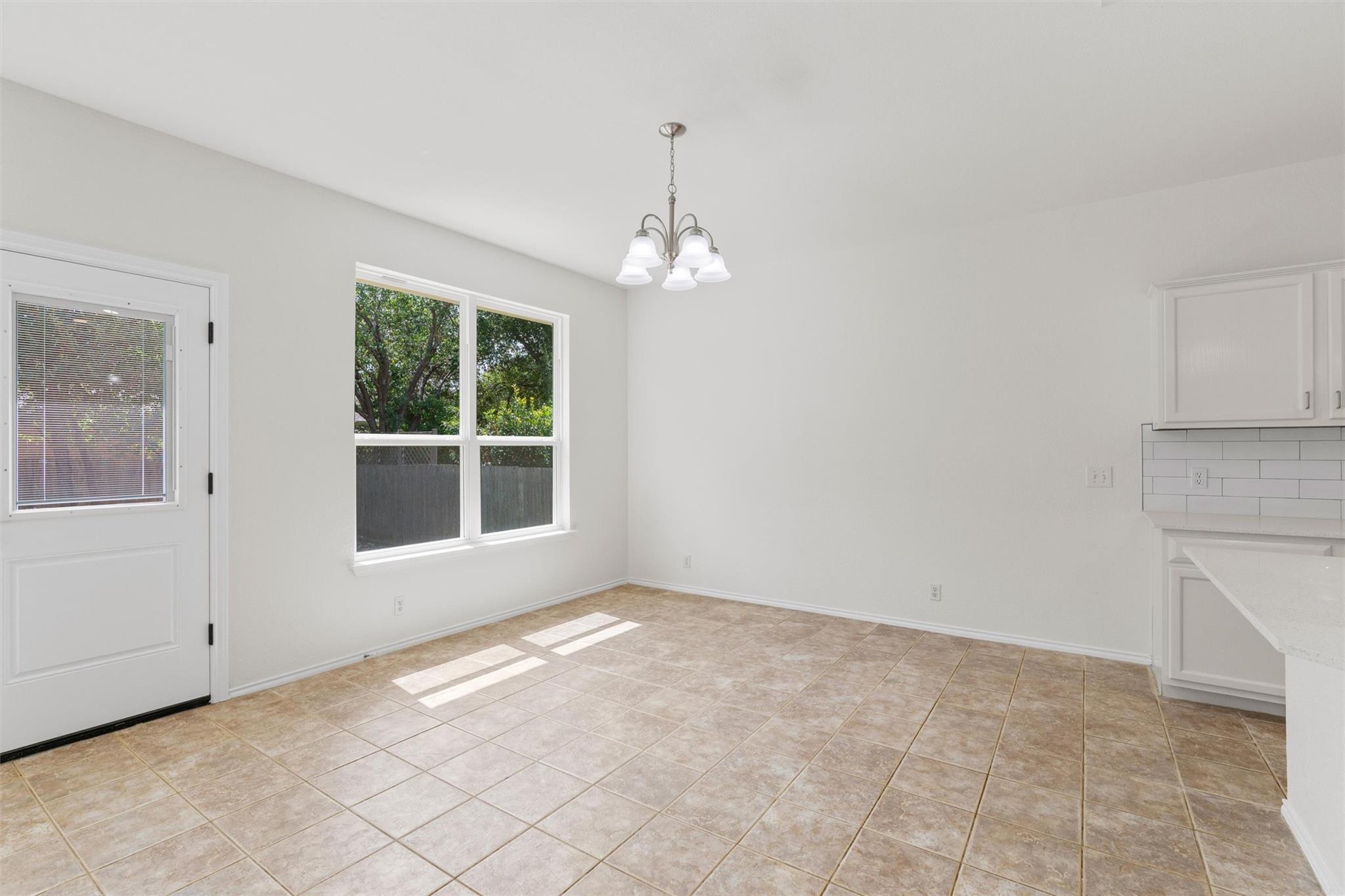 1501  Bedouin Ct, photo 9