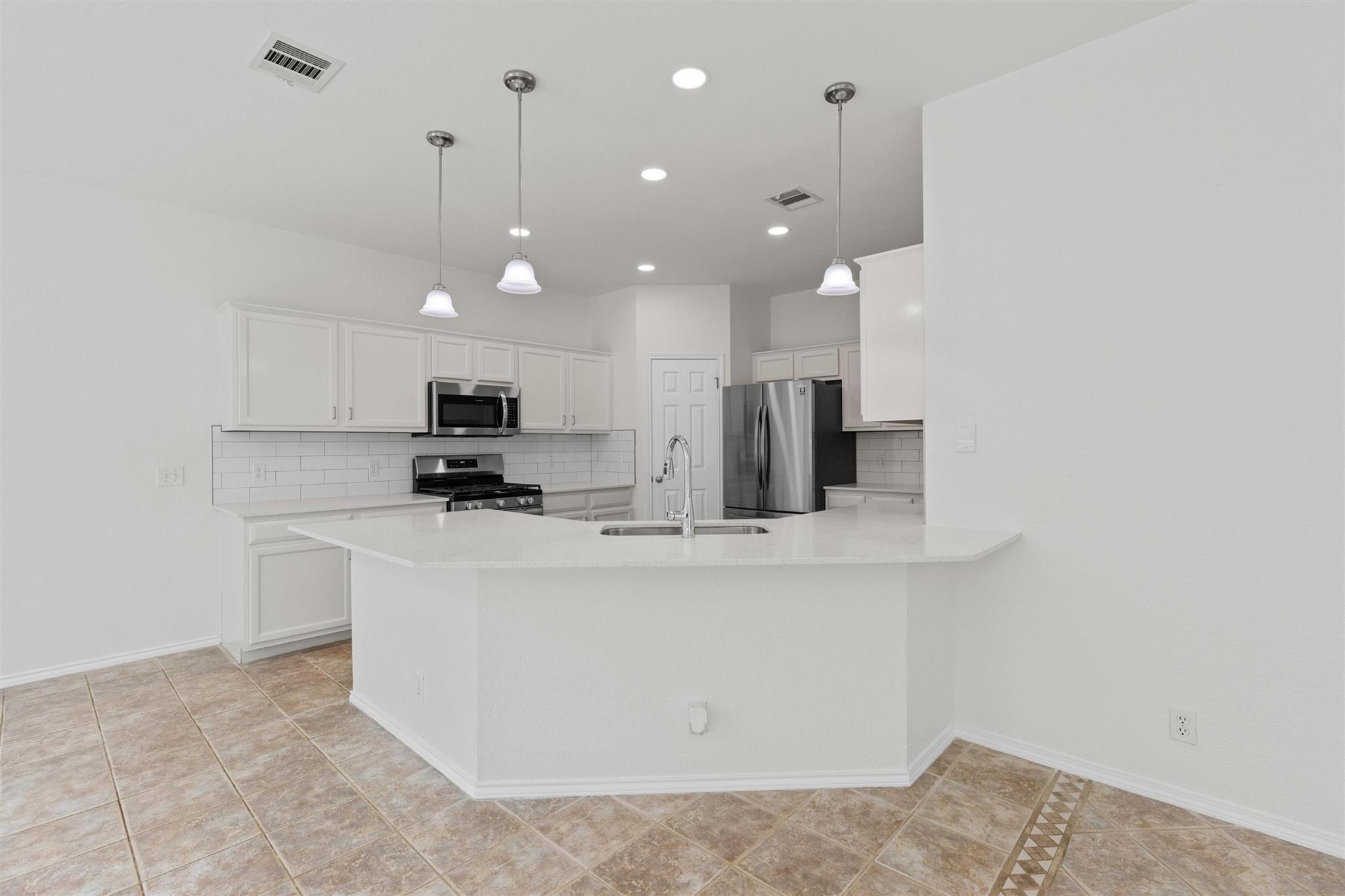 1501  Bedouin Ct, photo 10