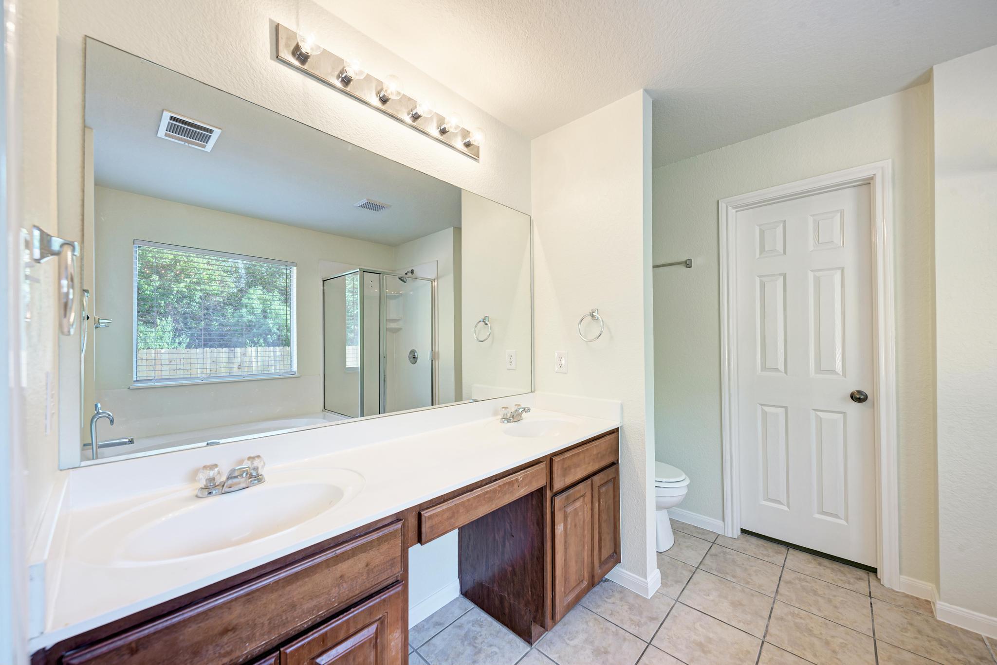203  Newport Landing Pl, photo 10