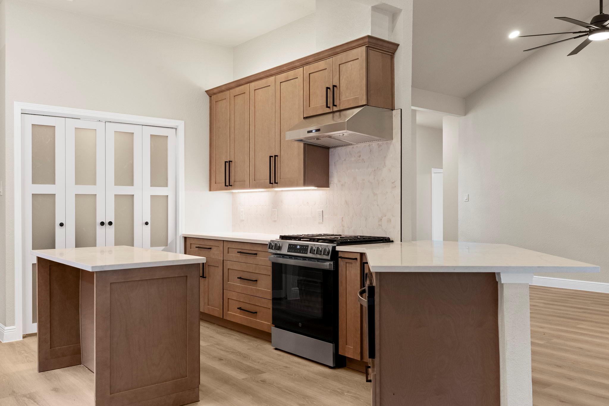 14611  Sandy Side Dr, photo 9