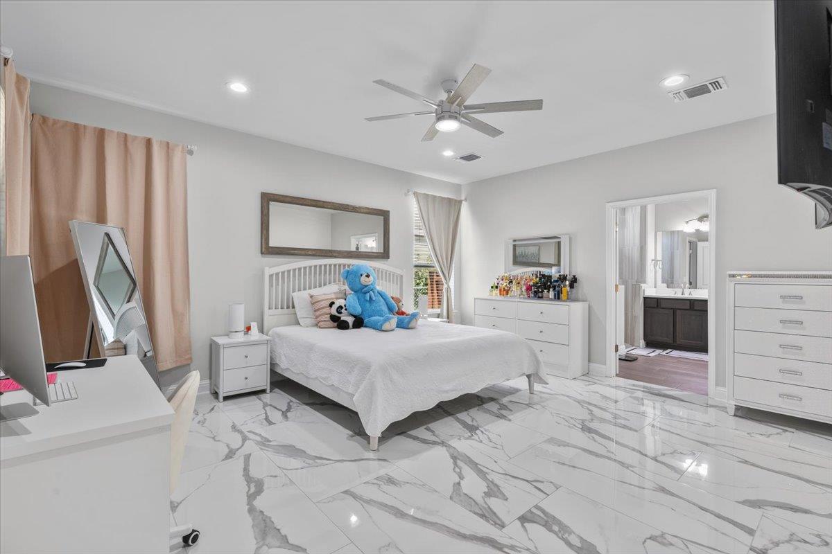 1106  Greenlawn Blvd, photo 12