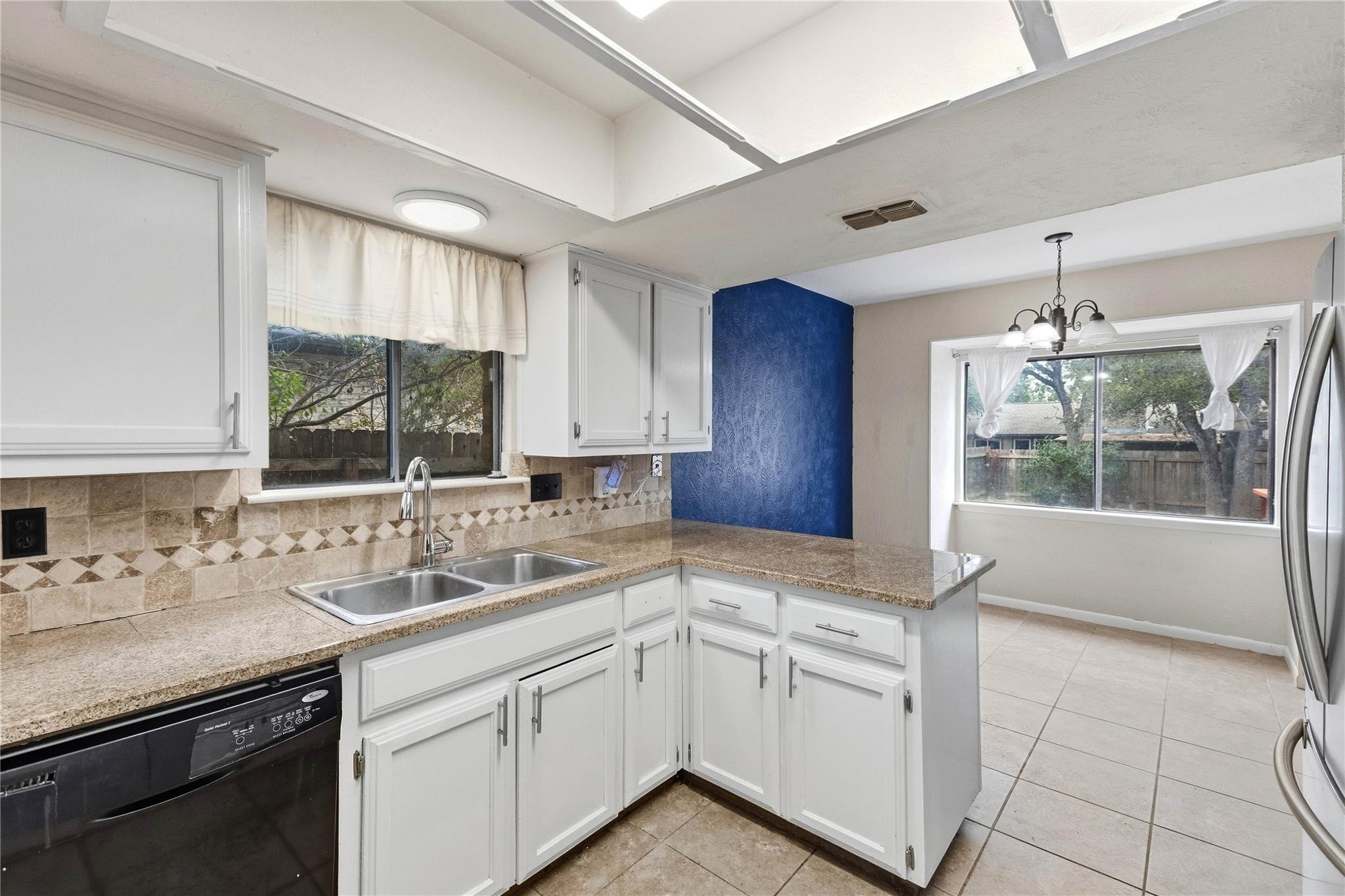 6103  Smith Oak Trl, photo 12