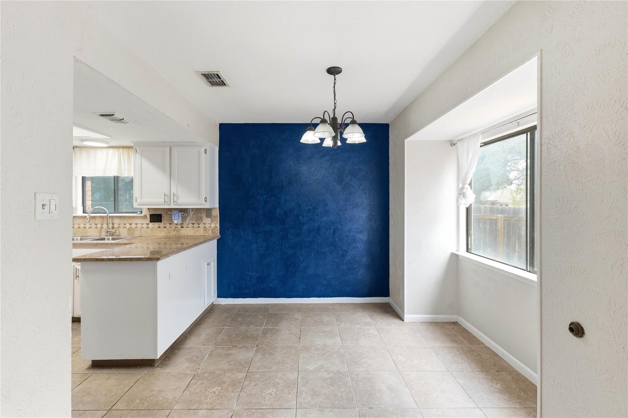 6103  Smith Oak Trl, photo 9