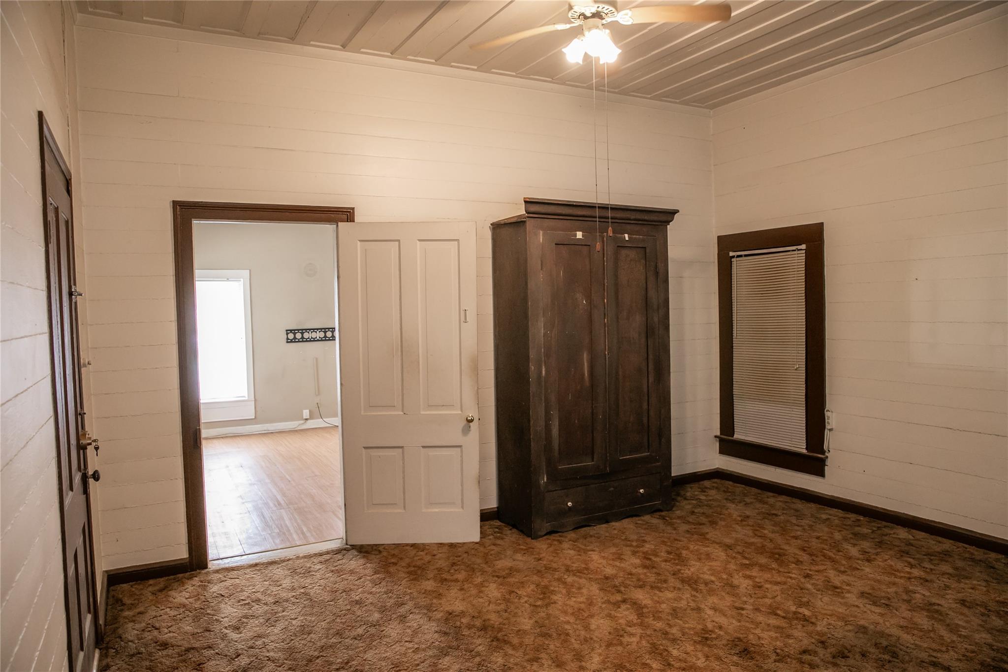 12819 W Burton St, photo 7