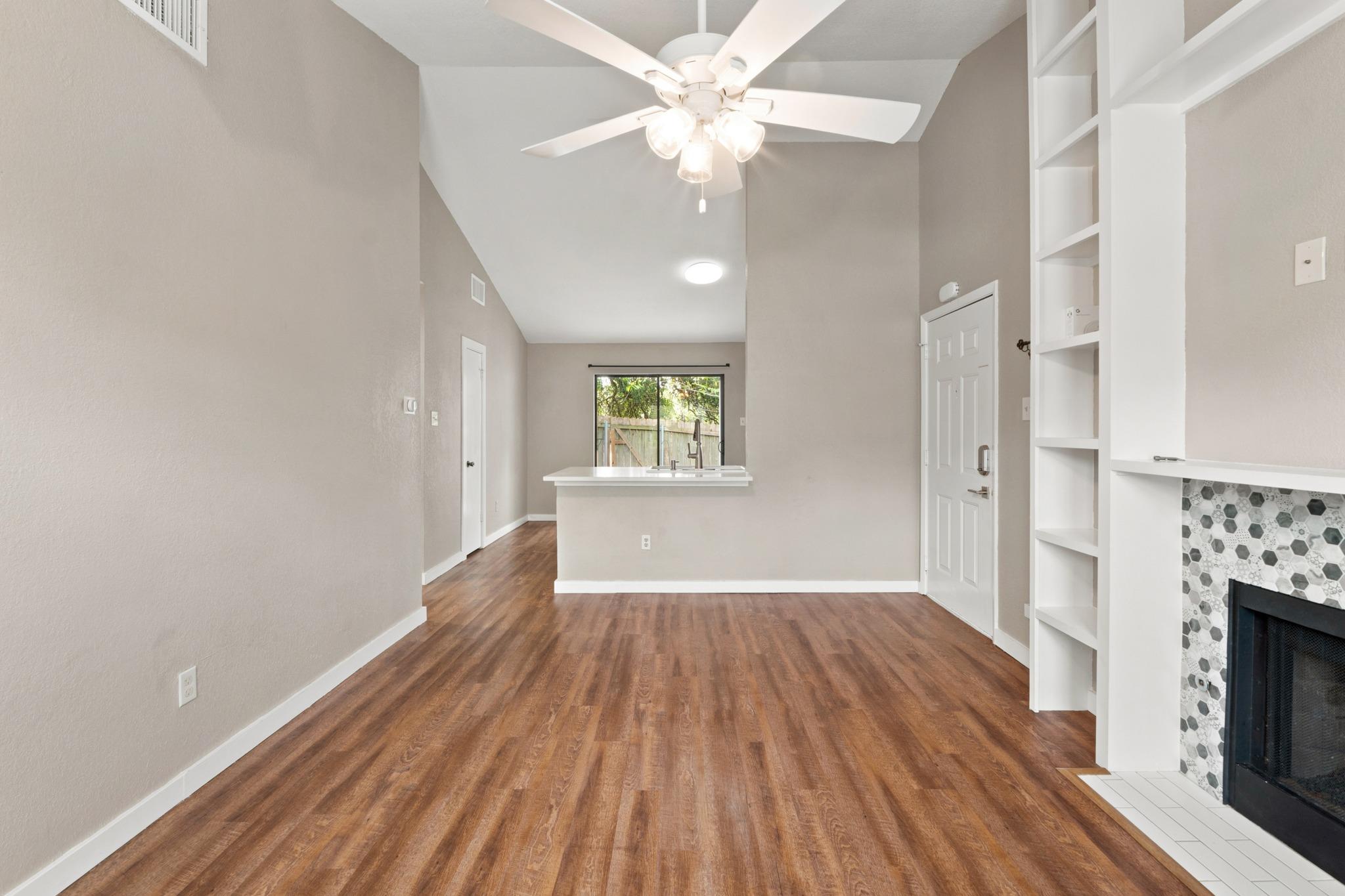 1411  Gracy Farms Ln  #61, photo 12