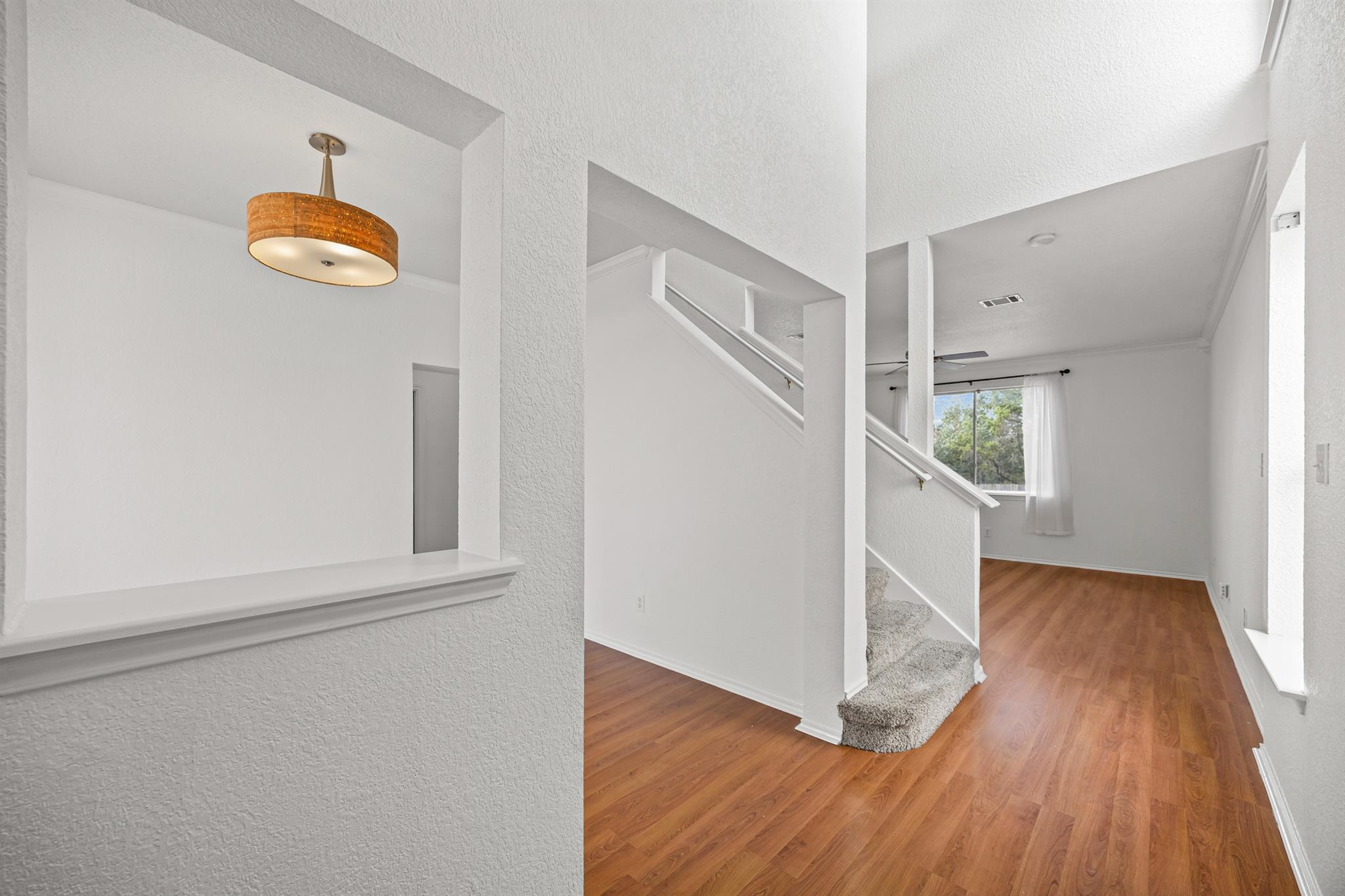 3514  Rock Shelf Ln, photo 4
