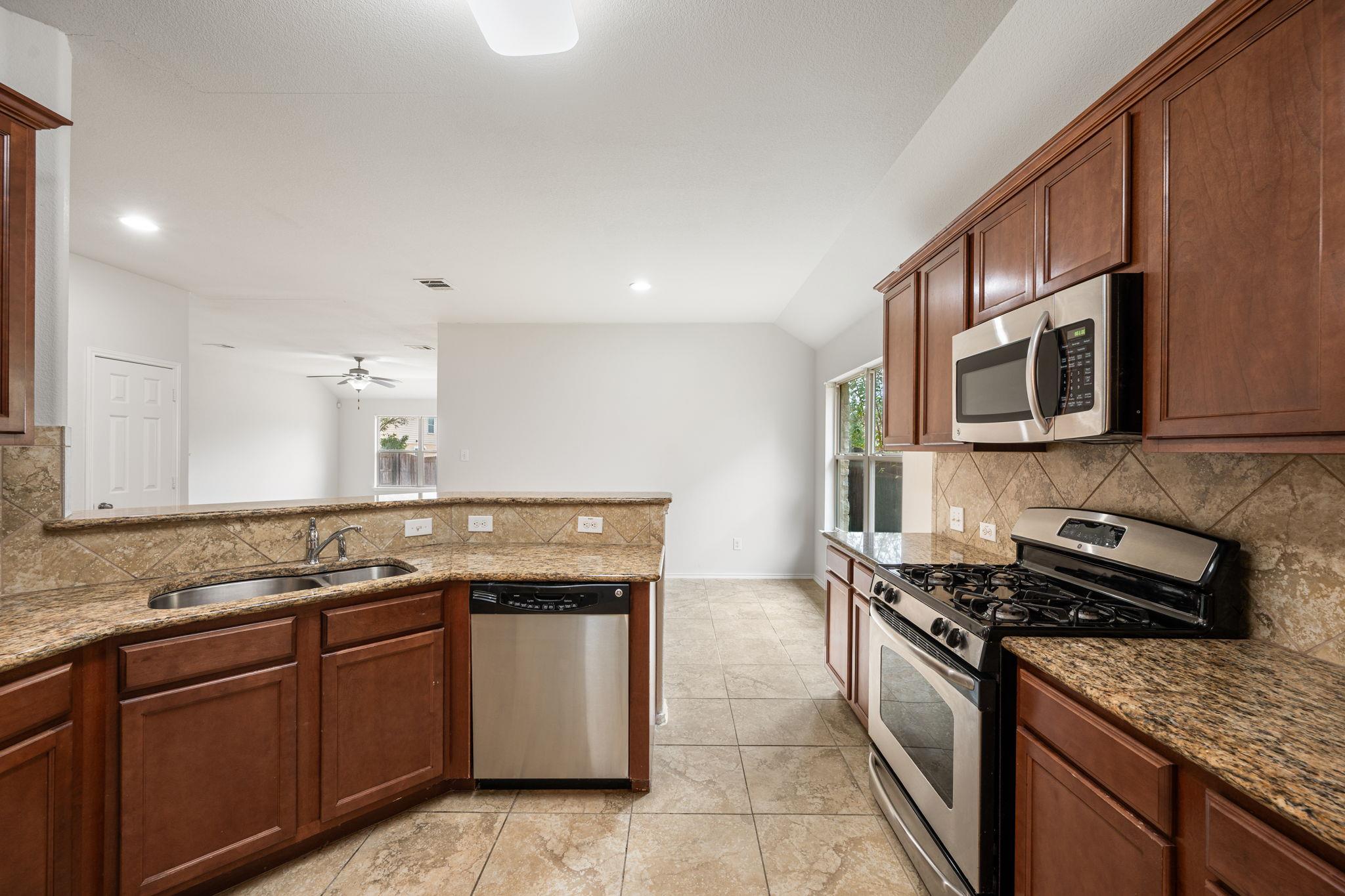 3000  Grand Mission Way, photo 4