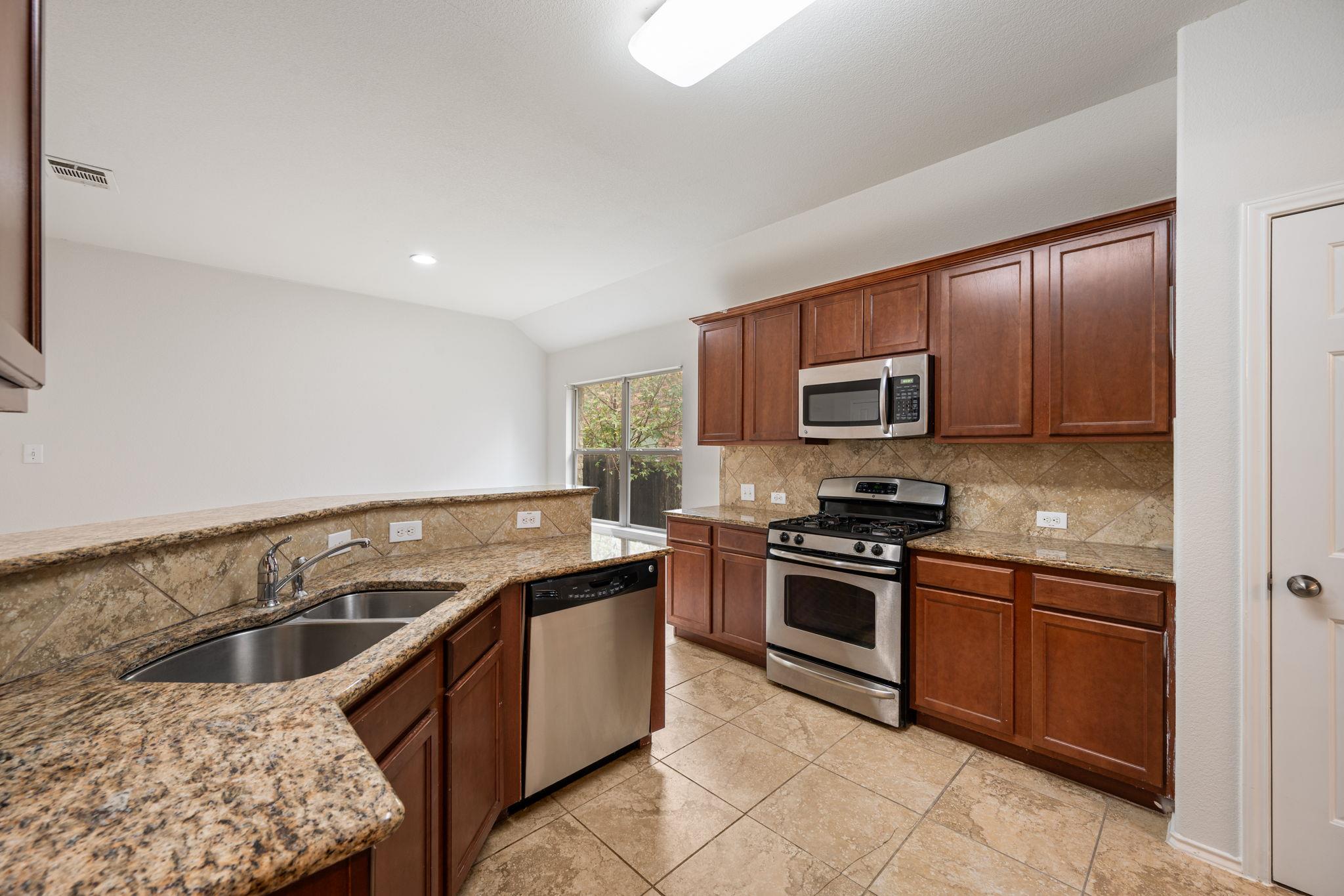 3000  Grand Mission Way, photo 5