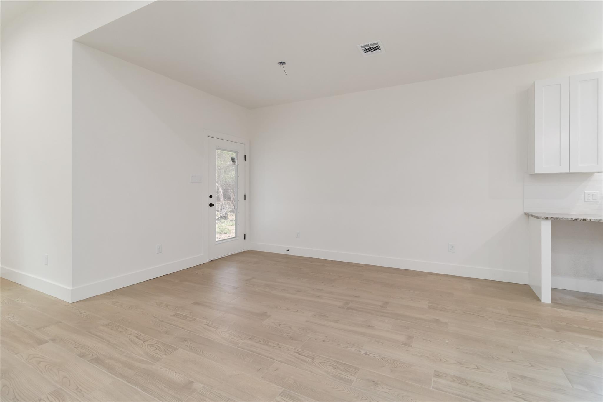12 Meadow Oak Ct photo 8