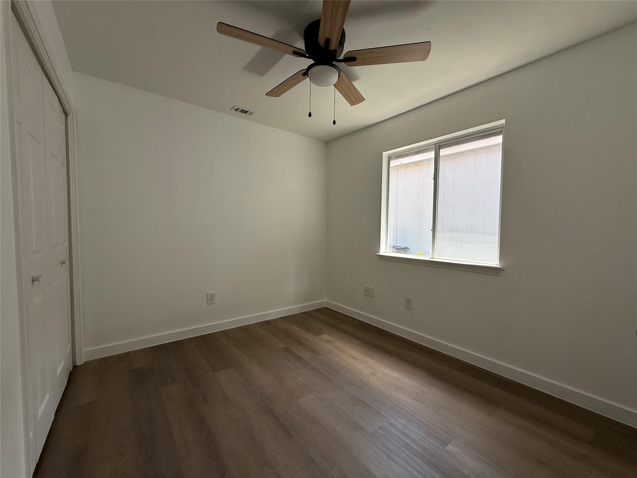 1621  Parkfield Cir, photo 12