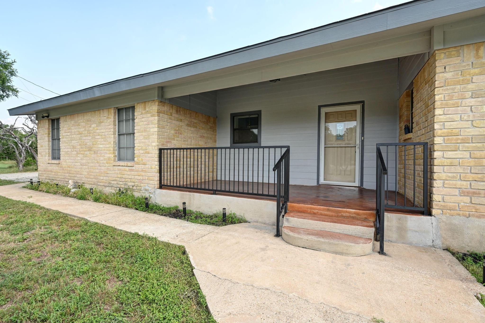 2018  Chaparral Park Rd, photo 2