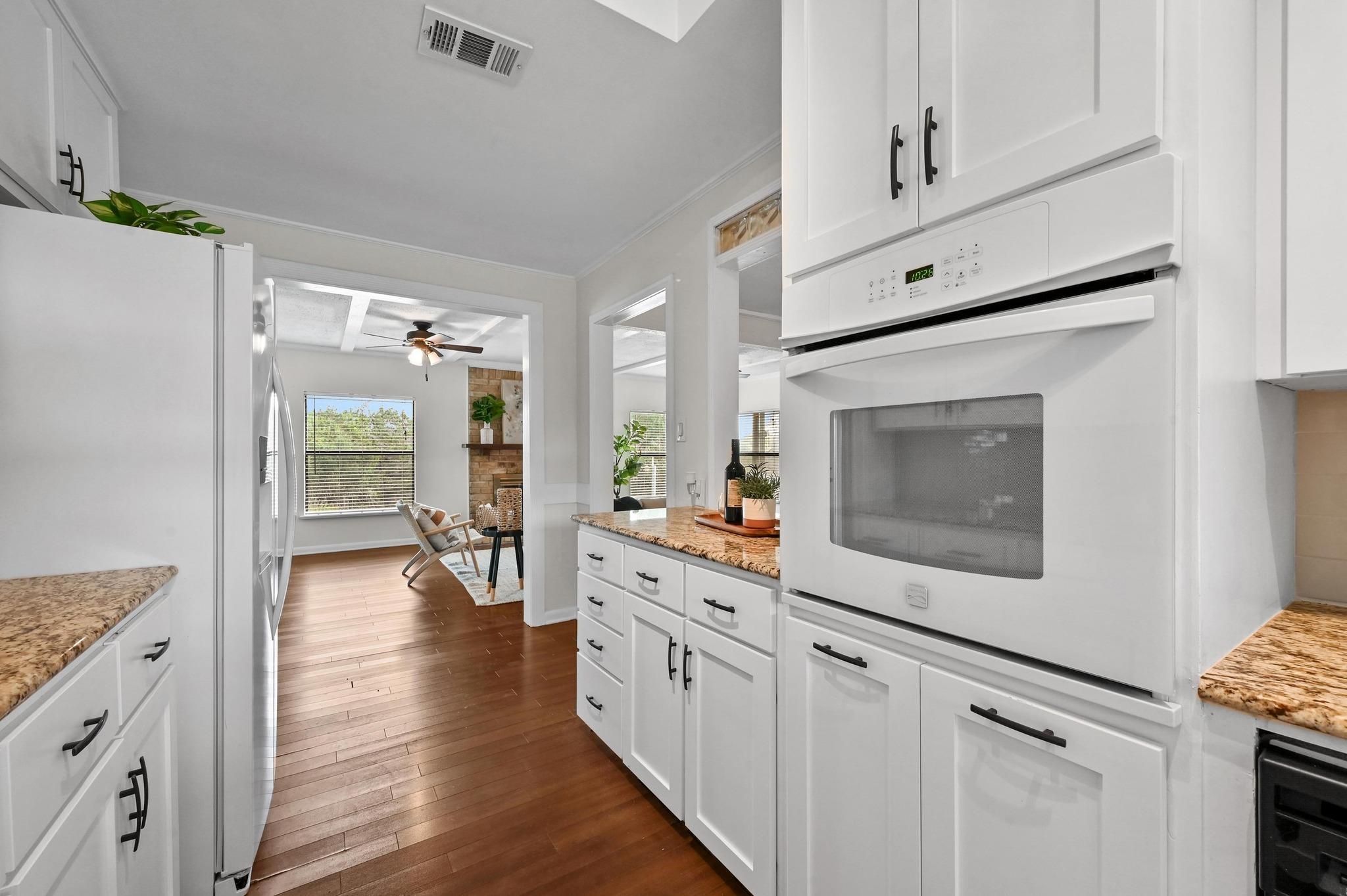 2018  Chaparral Park Rd, photo 11