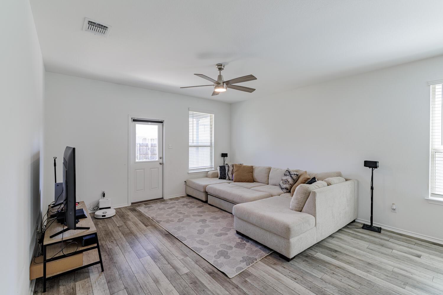 1620  Holly Lake Dr, photo 8
