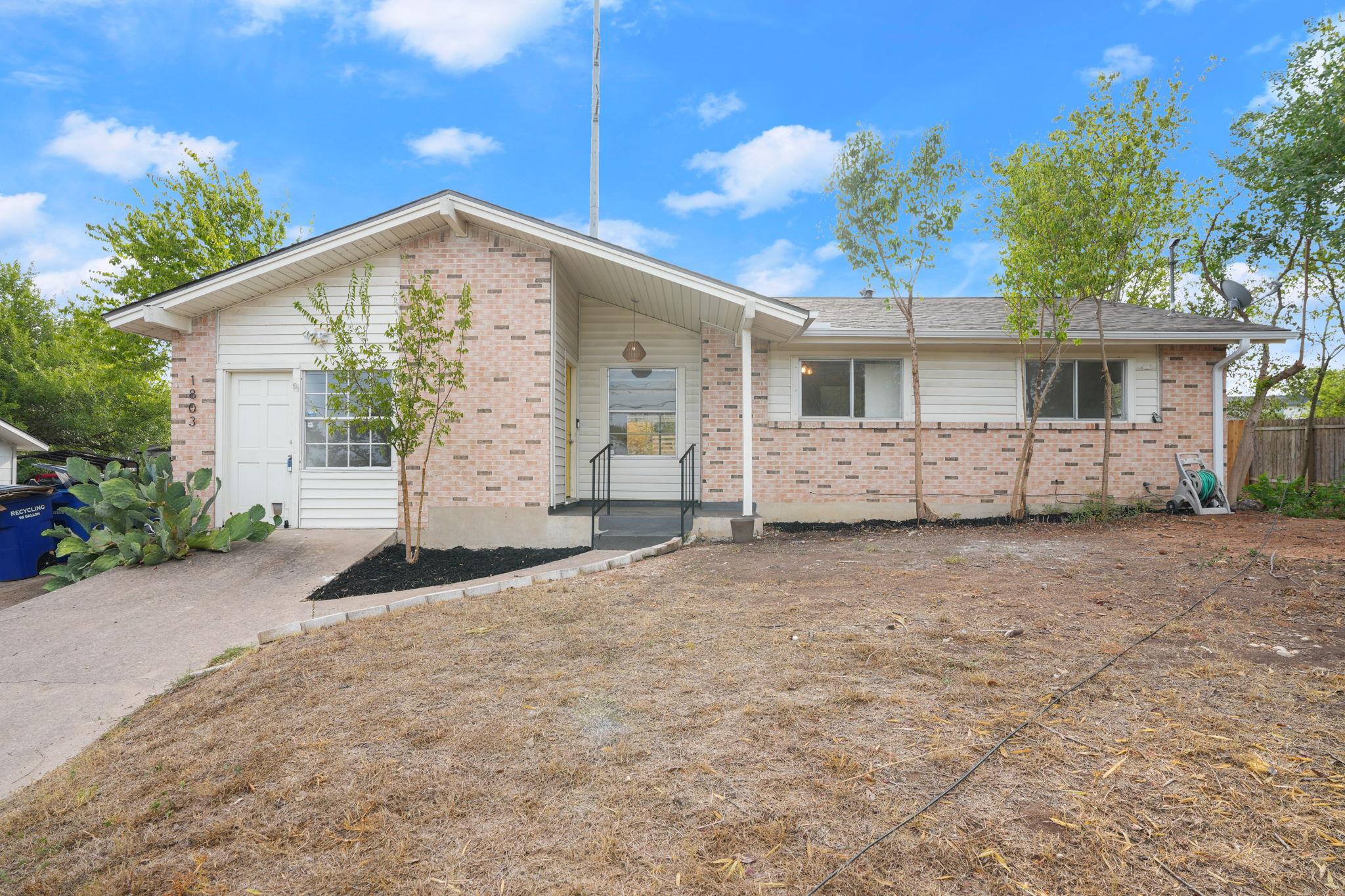 1803  Elmira Rd, photo 3