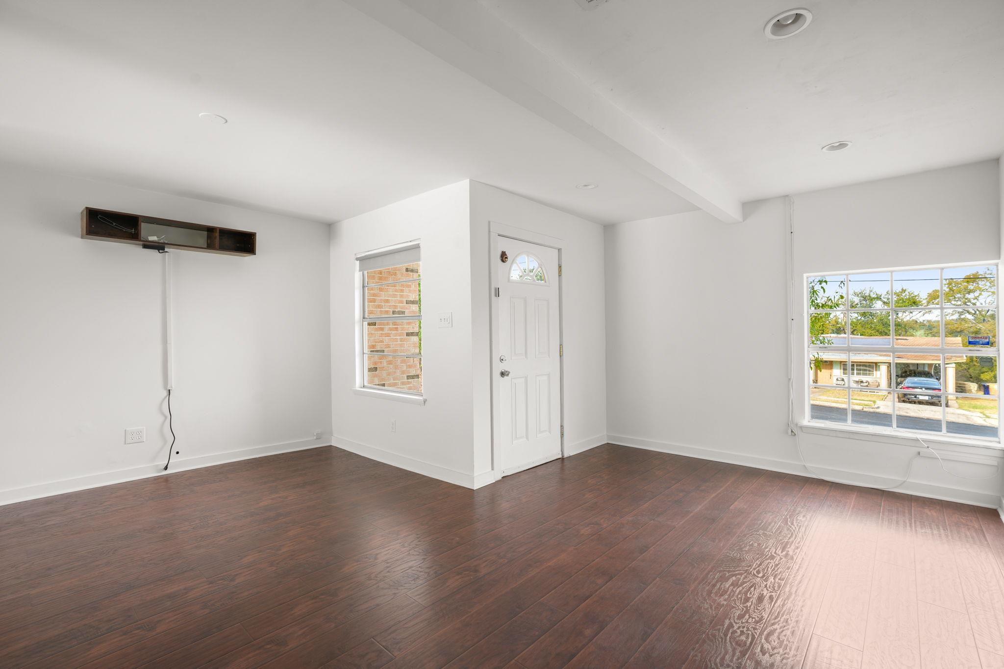 1803  Elmira Rd, photo 6