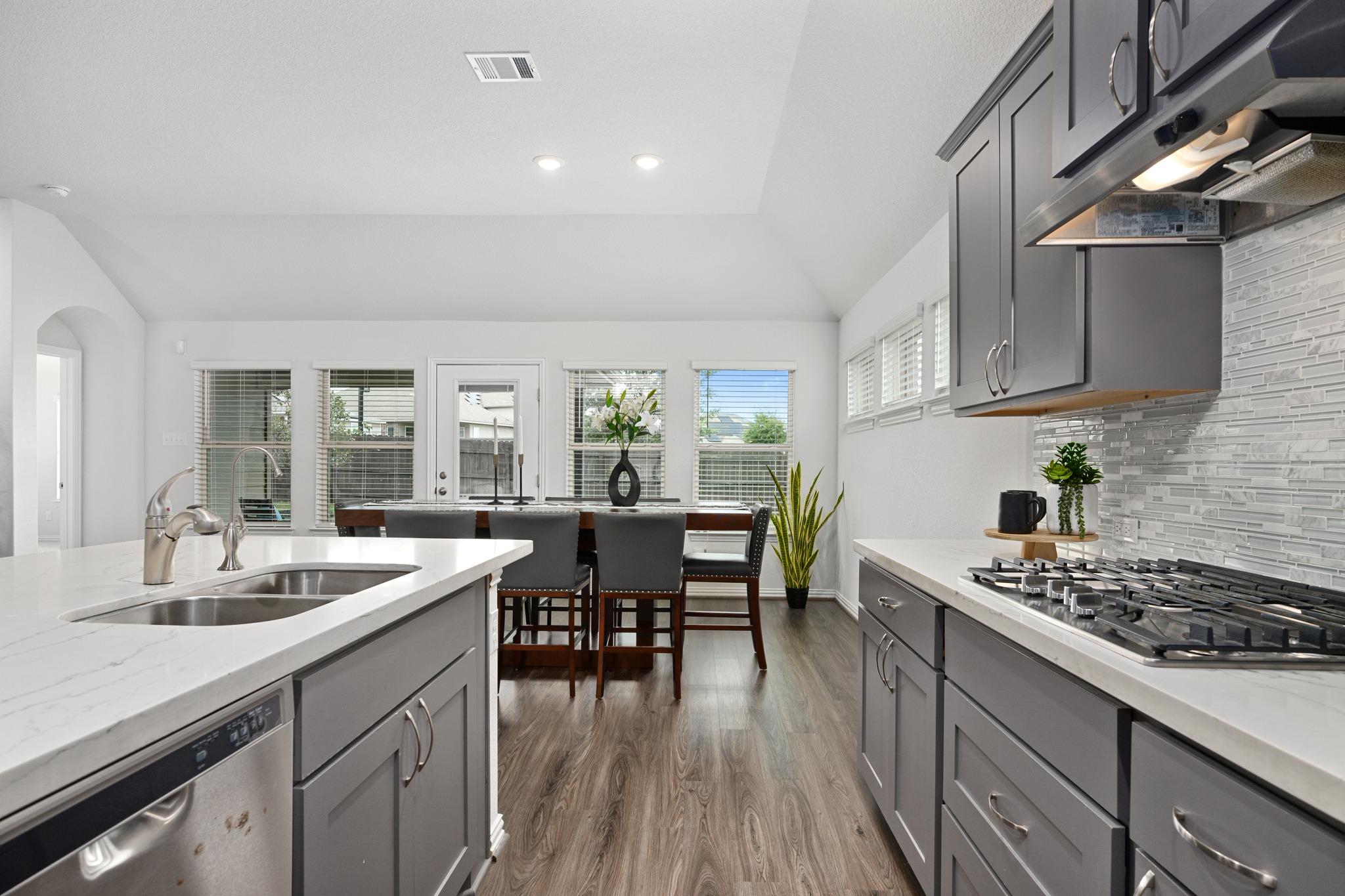6753  Catania Loop, photo 10