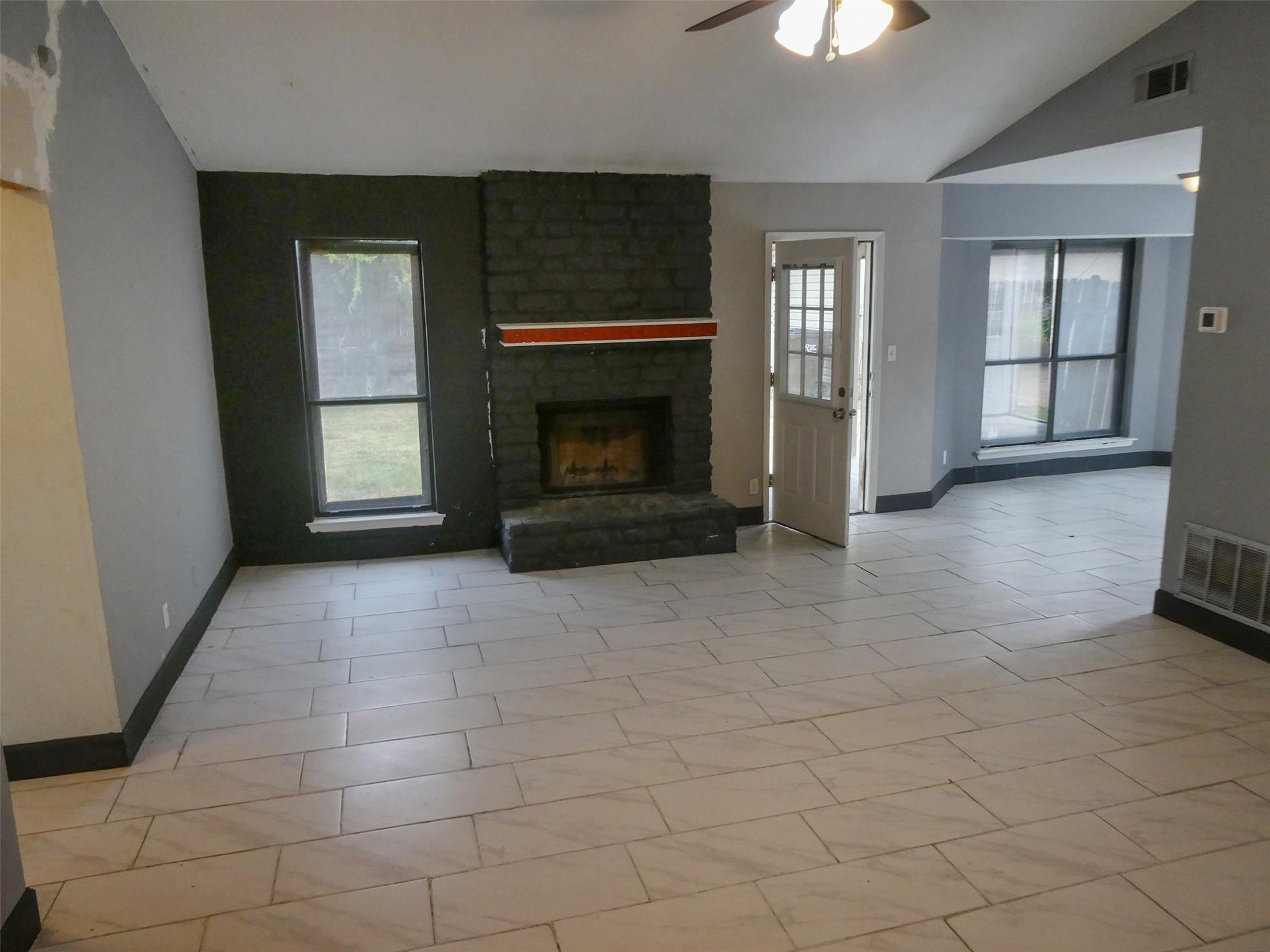 701  GREENWICH Pl, photo 6