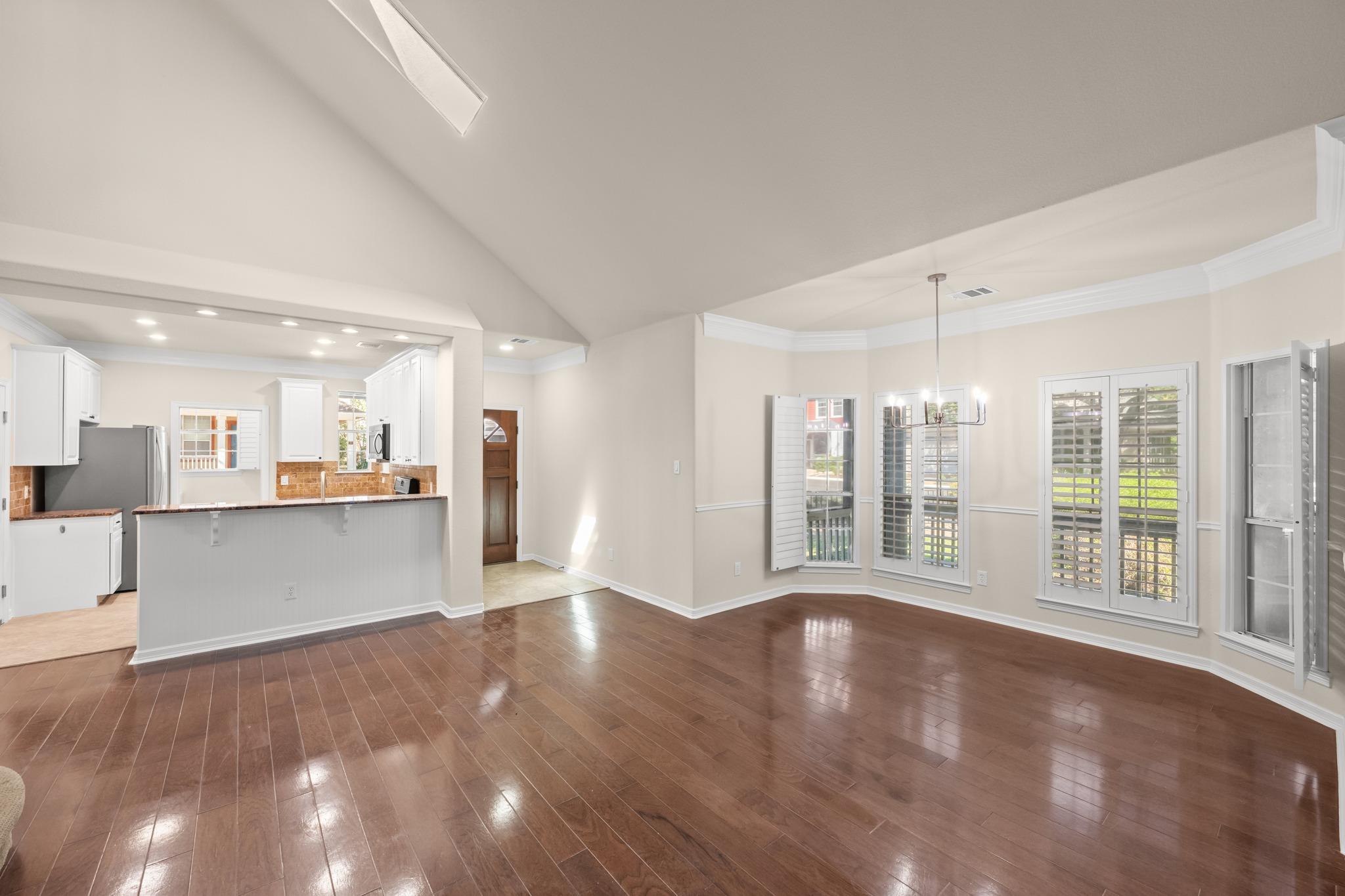 6704  Menchaca Rd  #31, photo 5