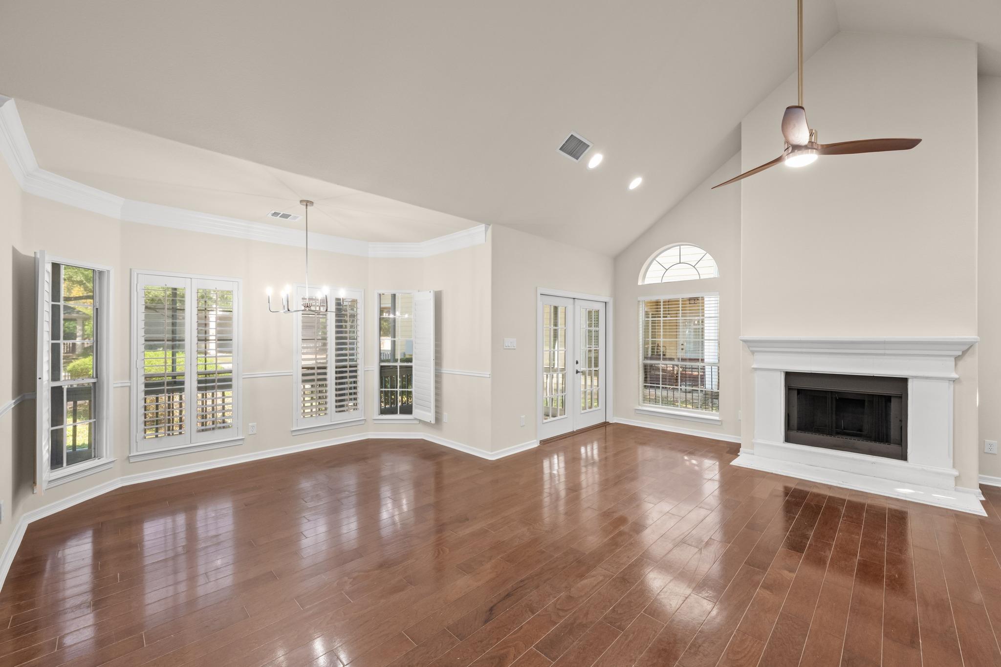 6704  Menchaca Rd  #31, photo 6