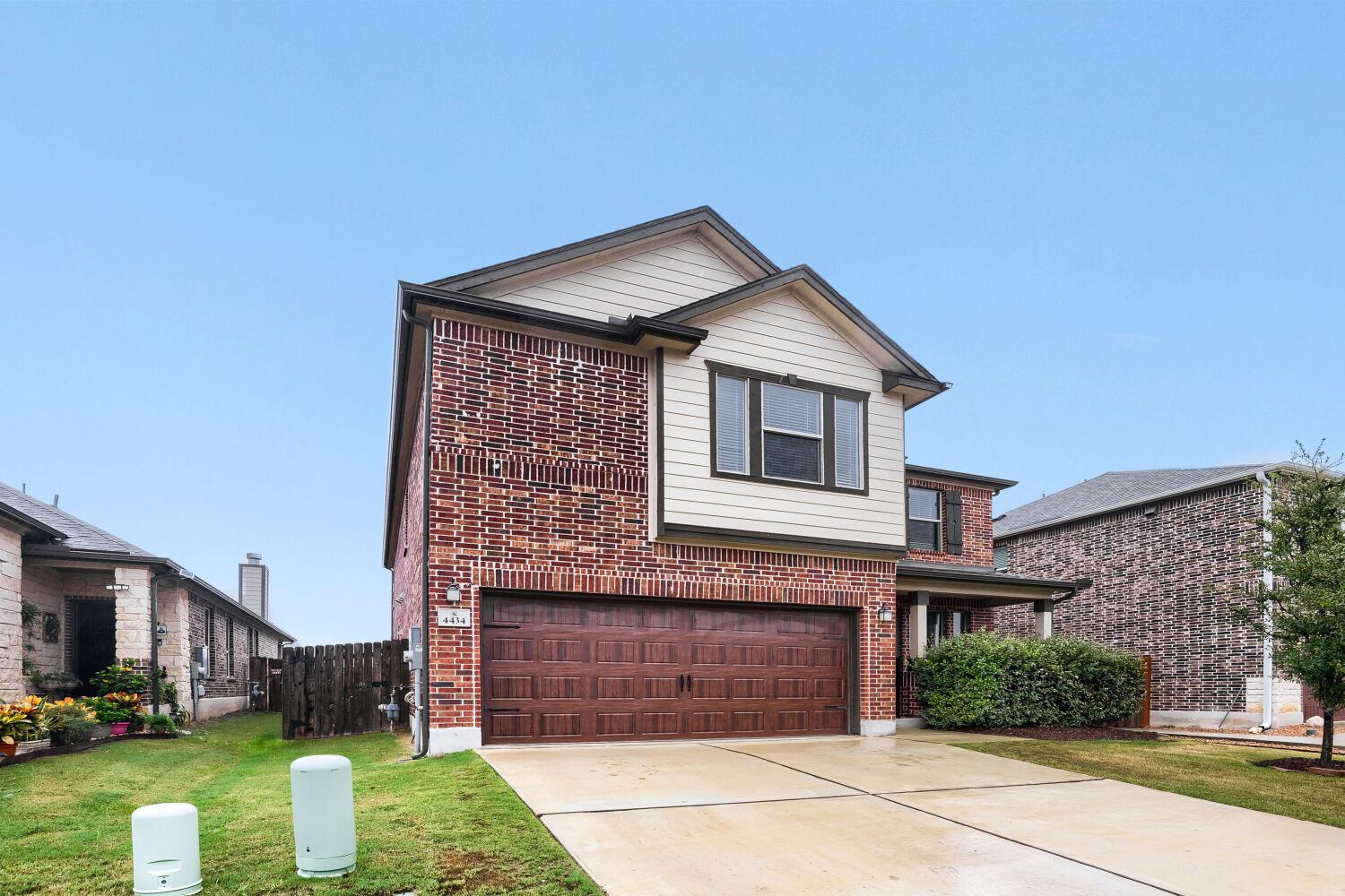 4434  Acerno St, photo 3