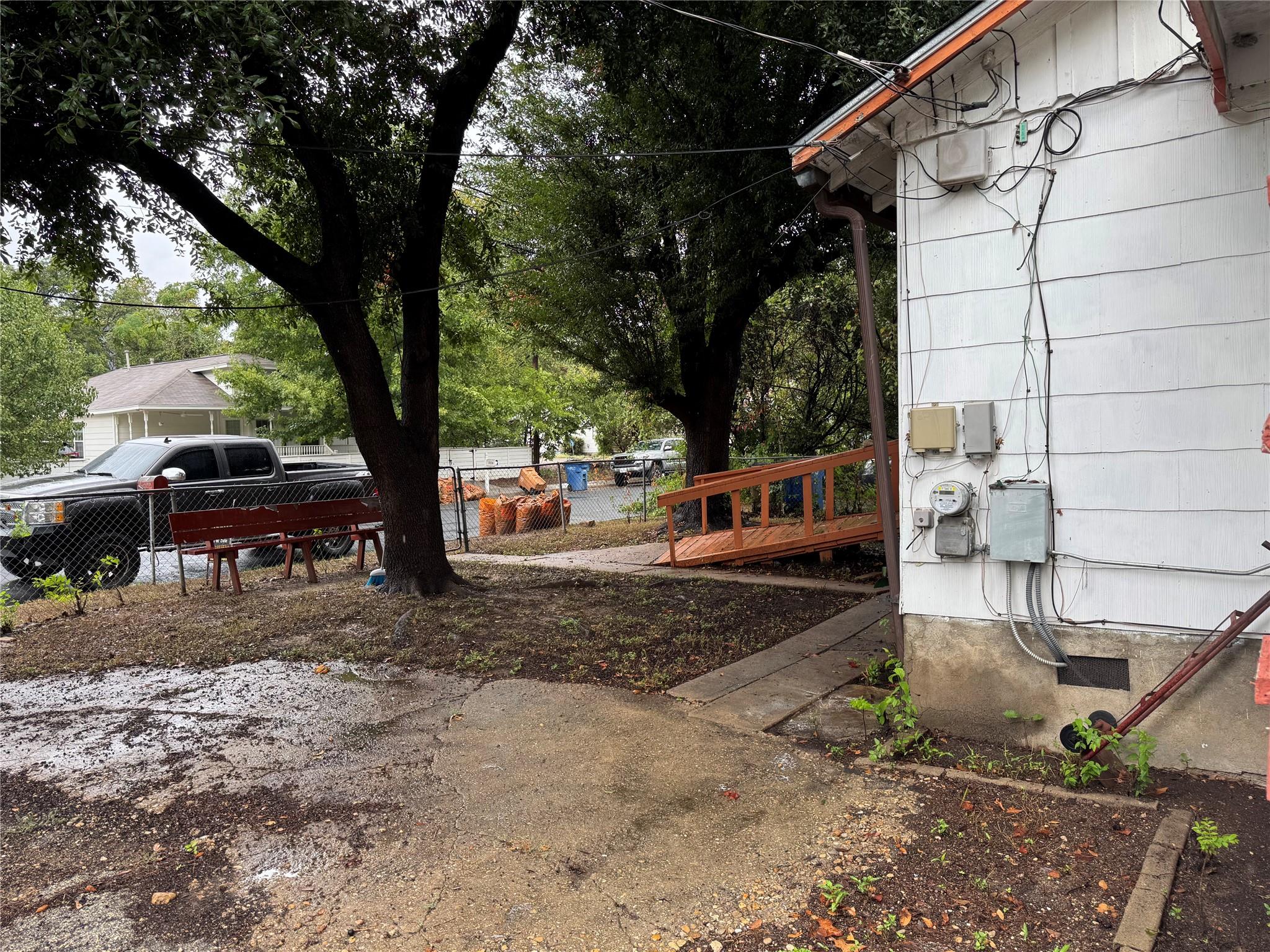 1115  Kirk Ave, photo 6