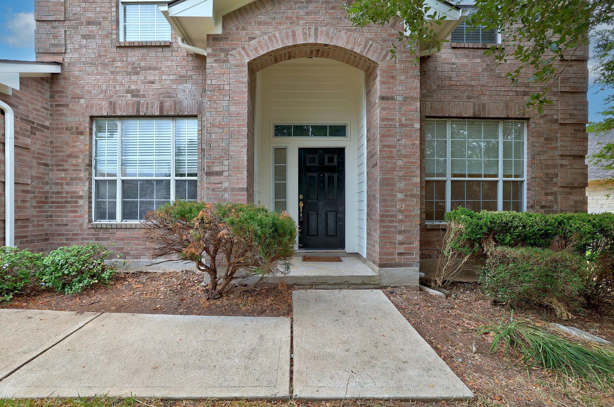 102  Chandler Pointe Loop, photo 2