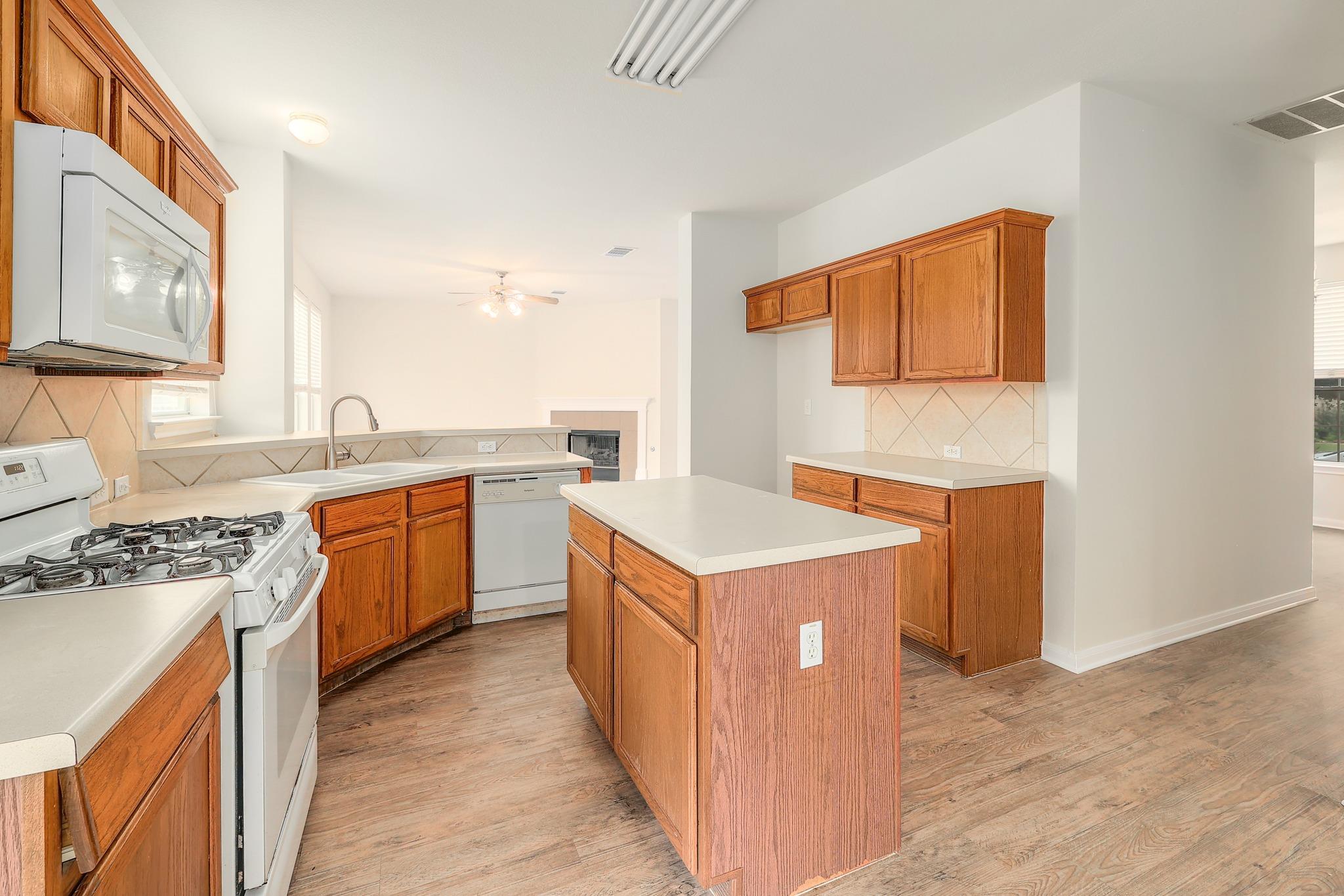 102  Chandler Pointe Loop, photo 11