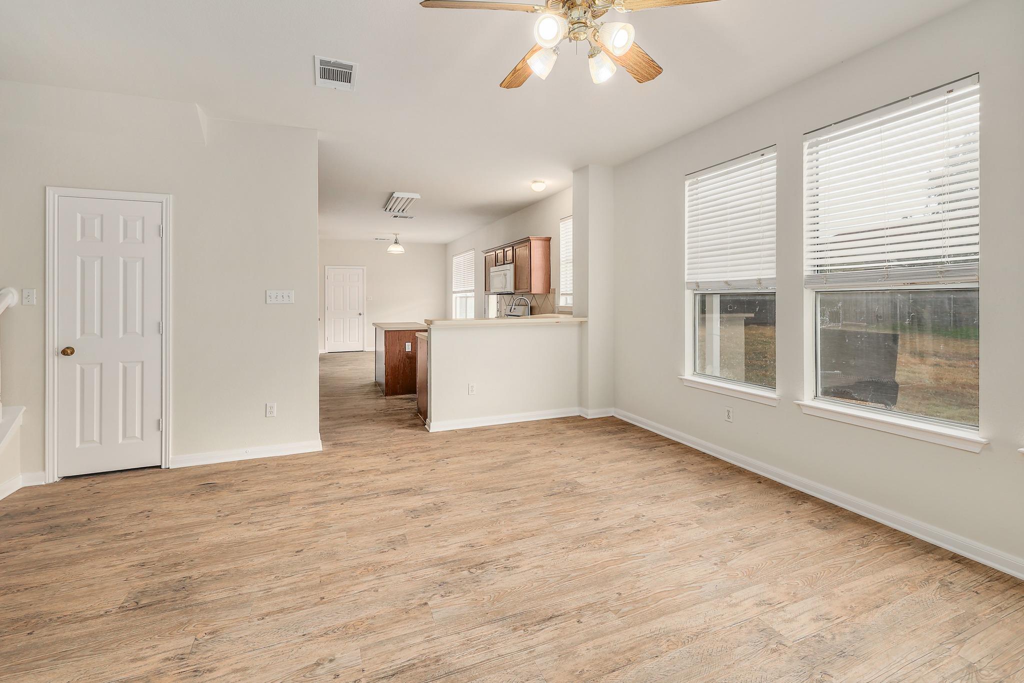 102  Chandler Pointe Loop, photo 6
