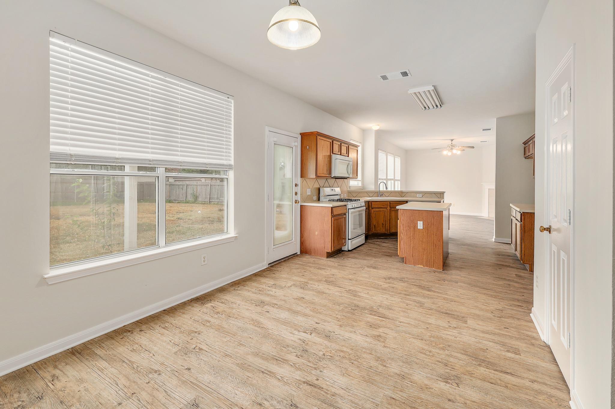 102  Chandler Pointe Loop, photo 7