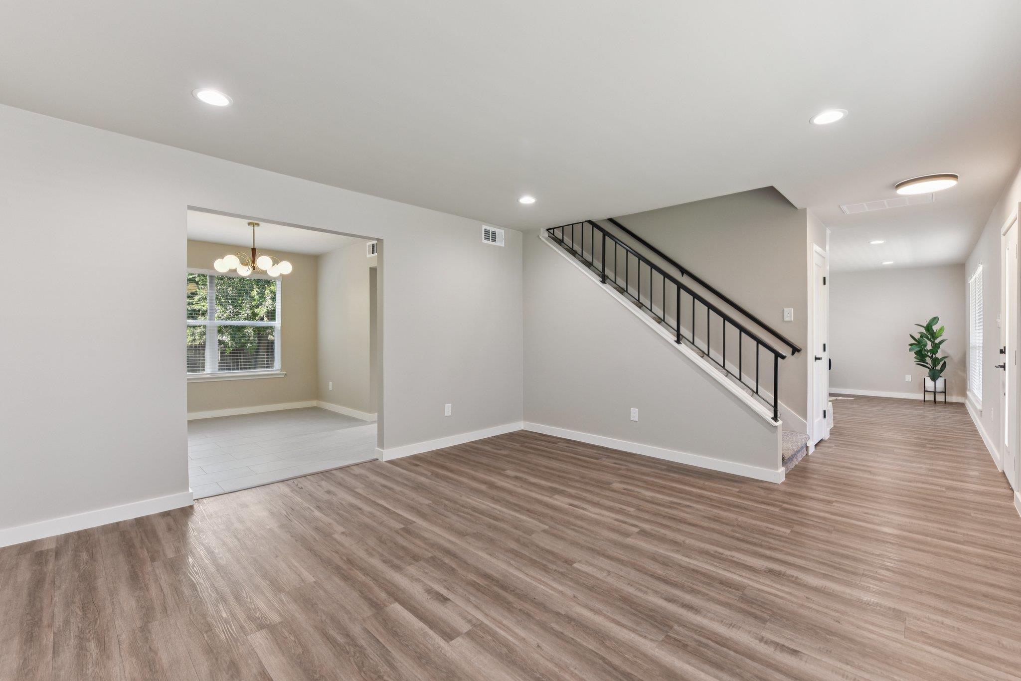 2011  Malvern Hill Dr, photo 8