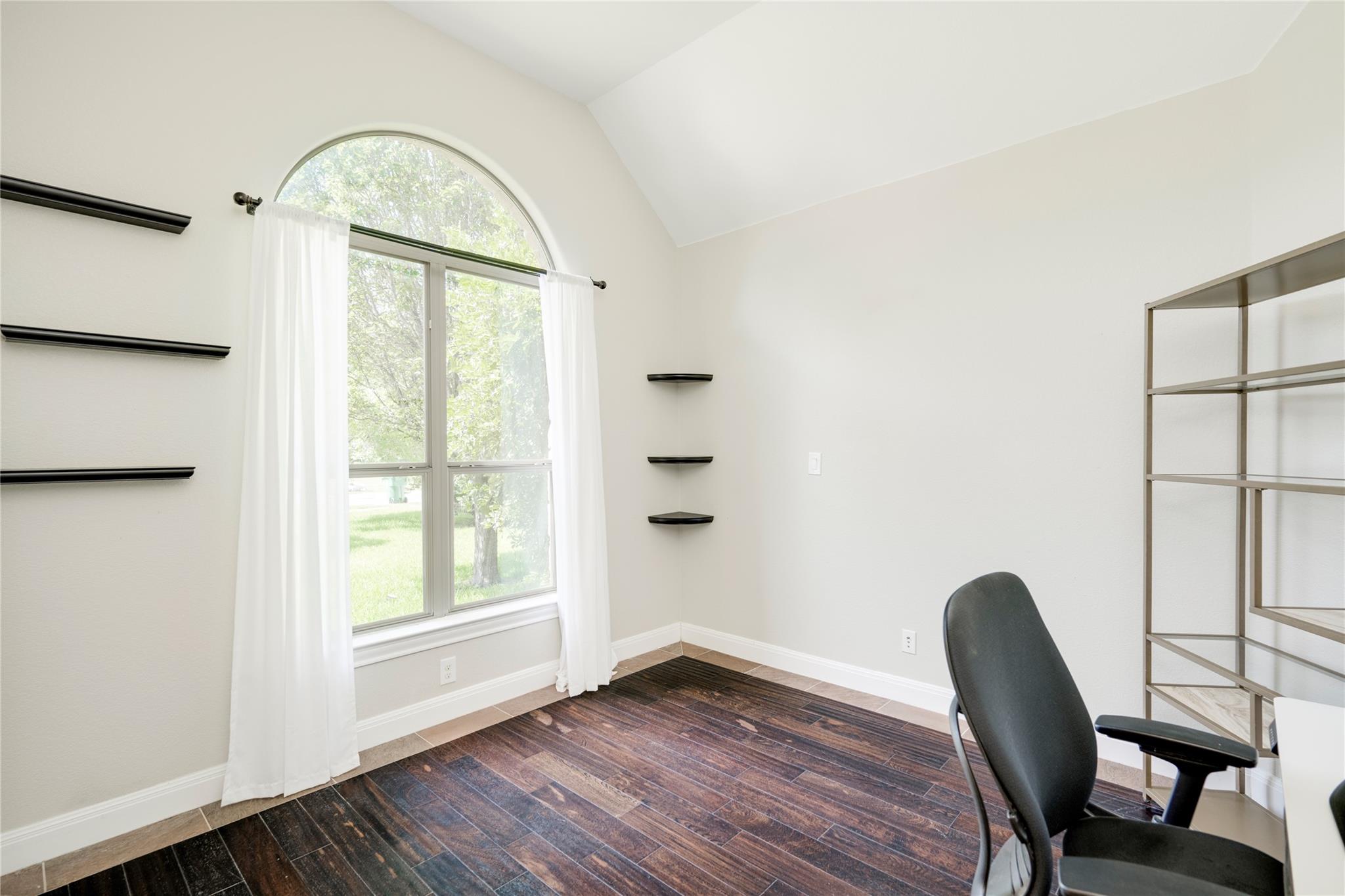 1005  Cedar Park Dr, photo 8