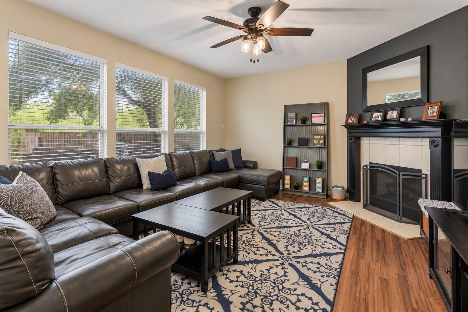 1105  Connemara Ln, photo 9