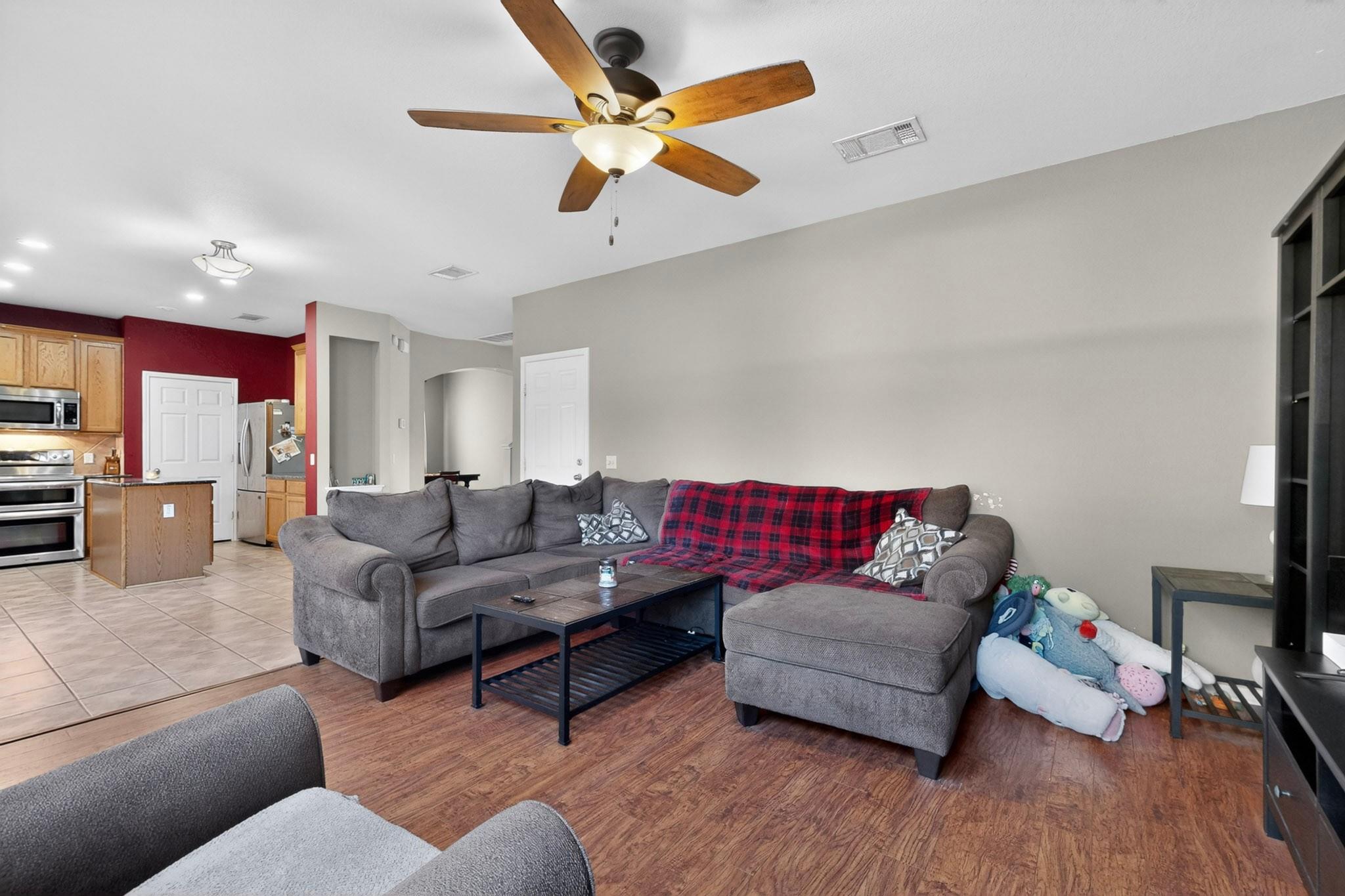 19121  Mangan Way, photo 11