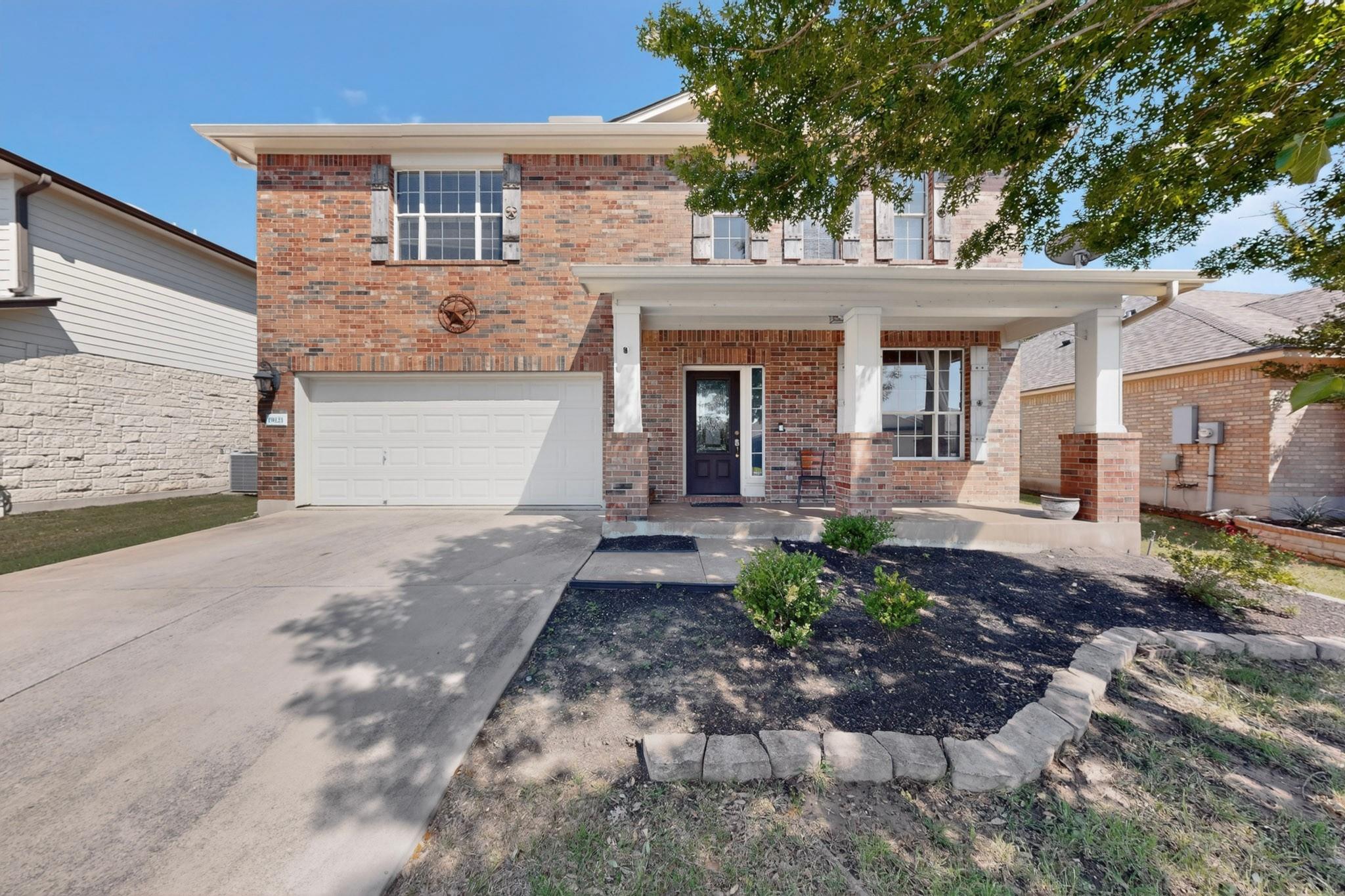 19121  Mangan Way, photo 3