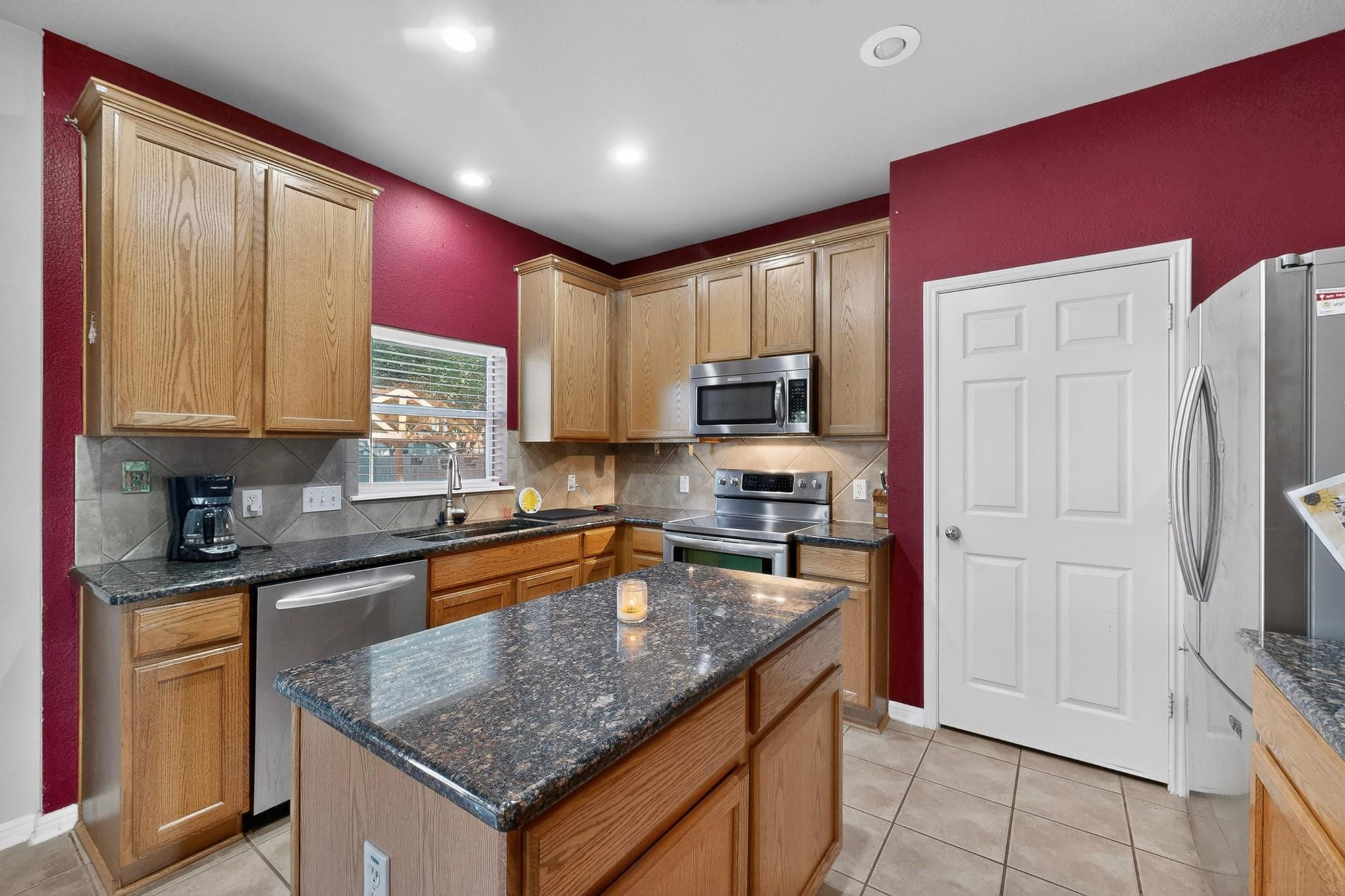 19121  Mangan Way, photo 10