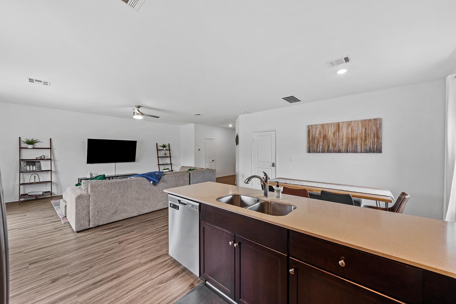 2204  Nightview Dr, photo 10
