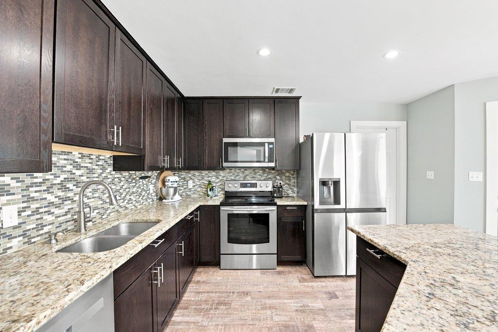 620  Catumet Dr, photo 4