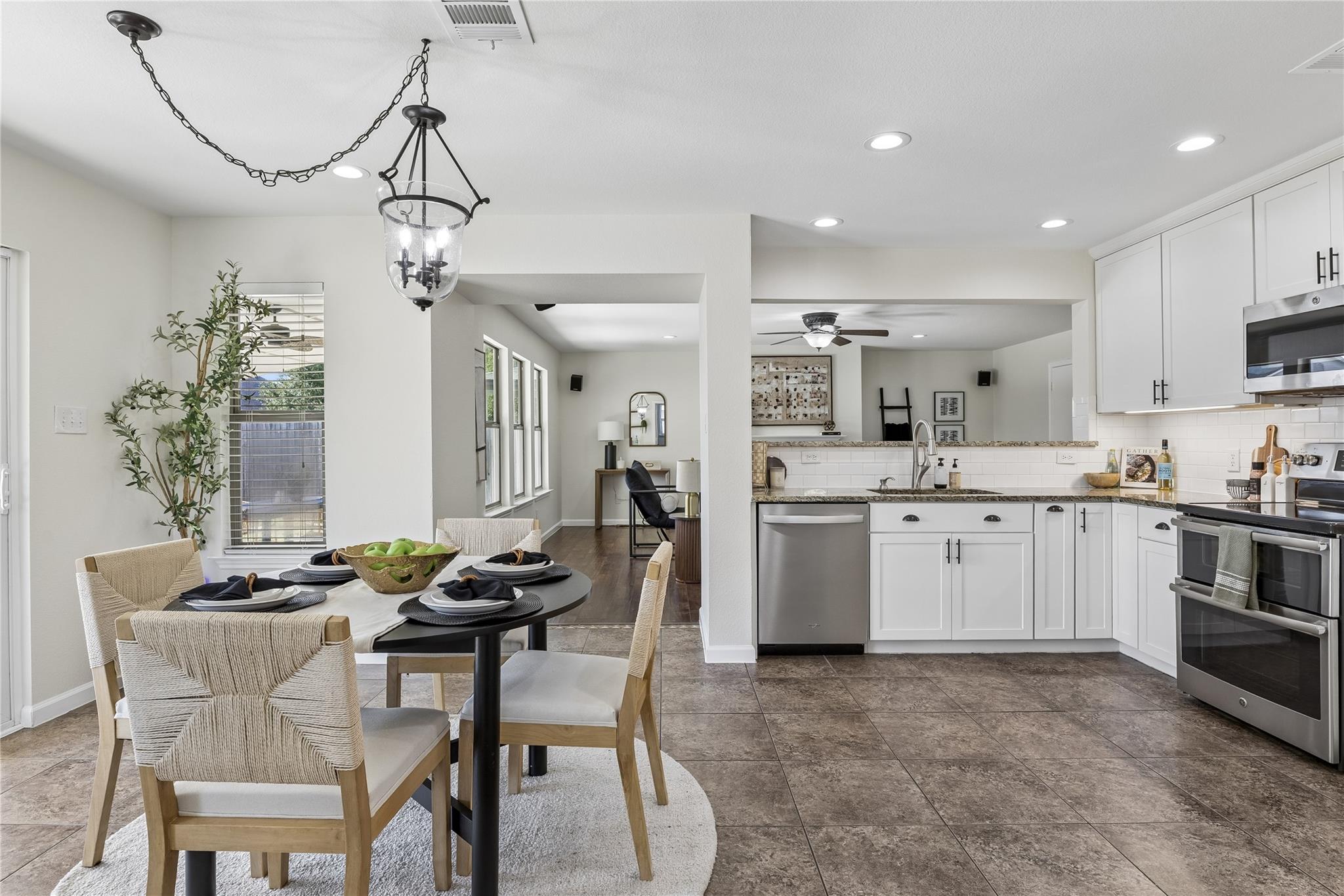 1718  Amistad Way, photo 4