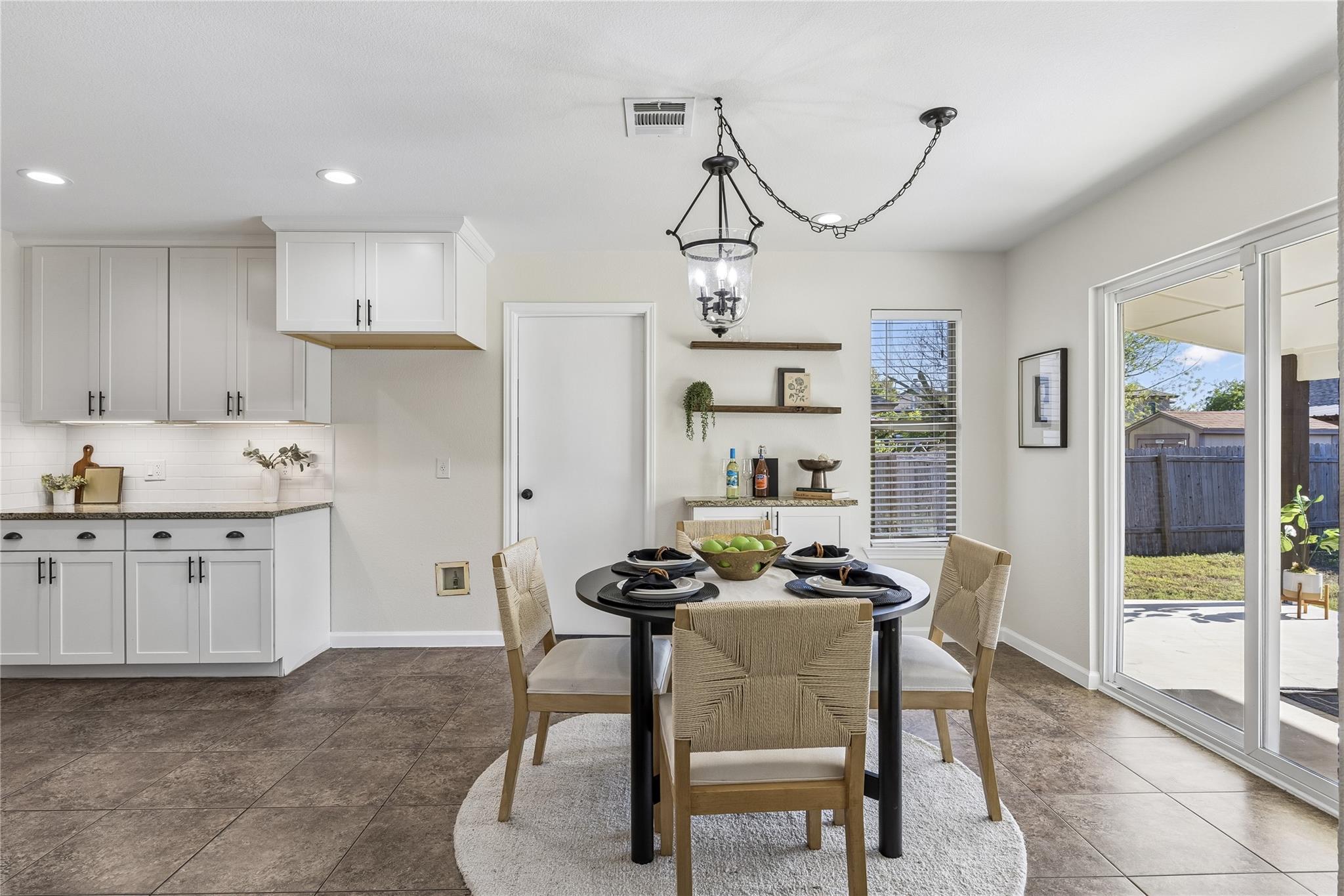 1718  Amistad Way, photo 8